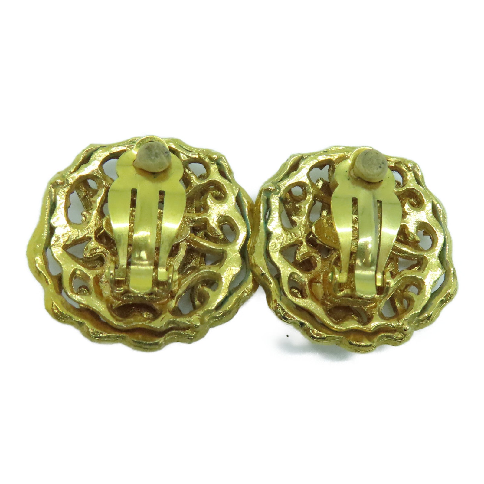 CHANEL metal Vintage Clip Earrings gold earrings