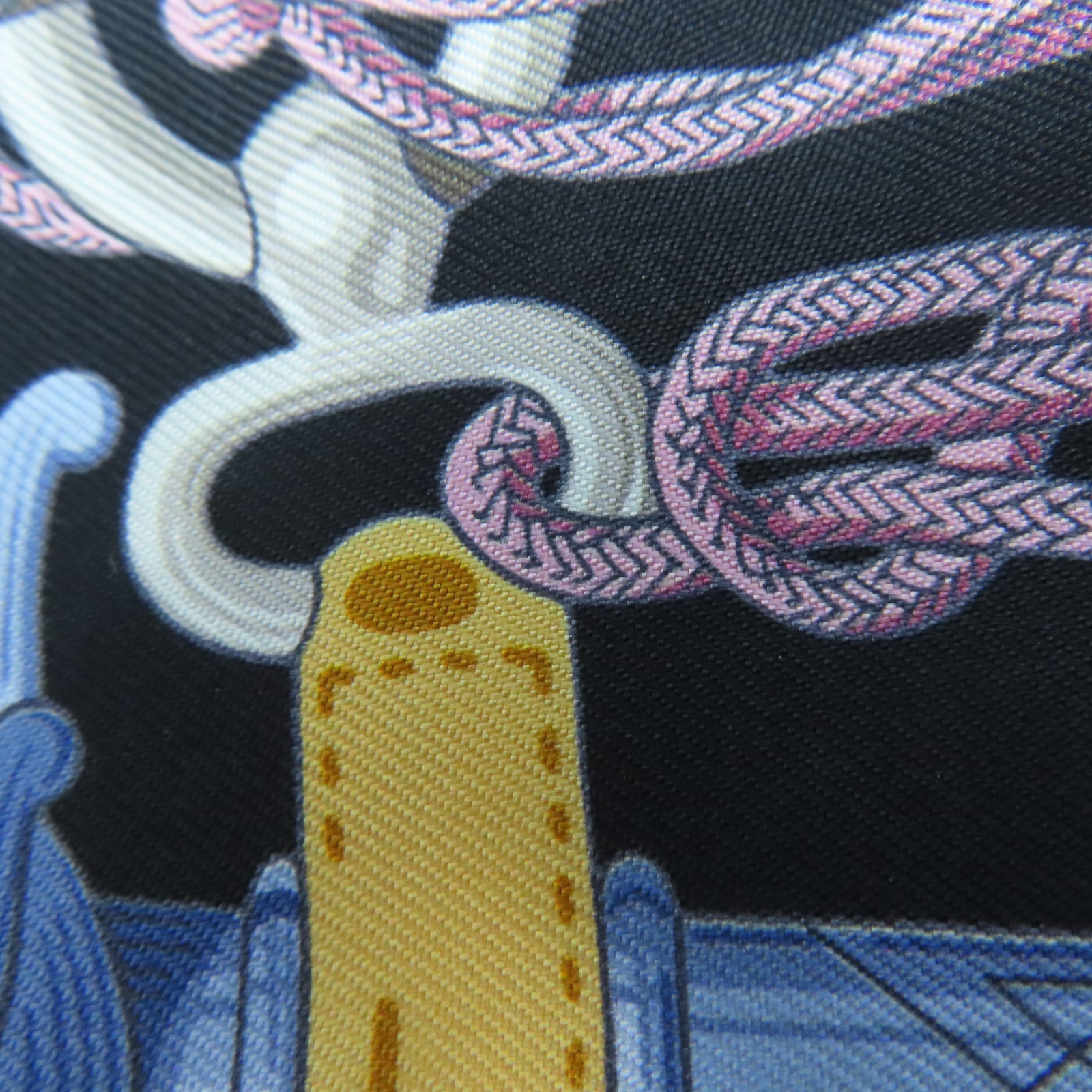 HERMES 【激減優惠】絲質Twilly Scarf絲巾黑色