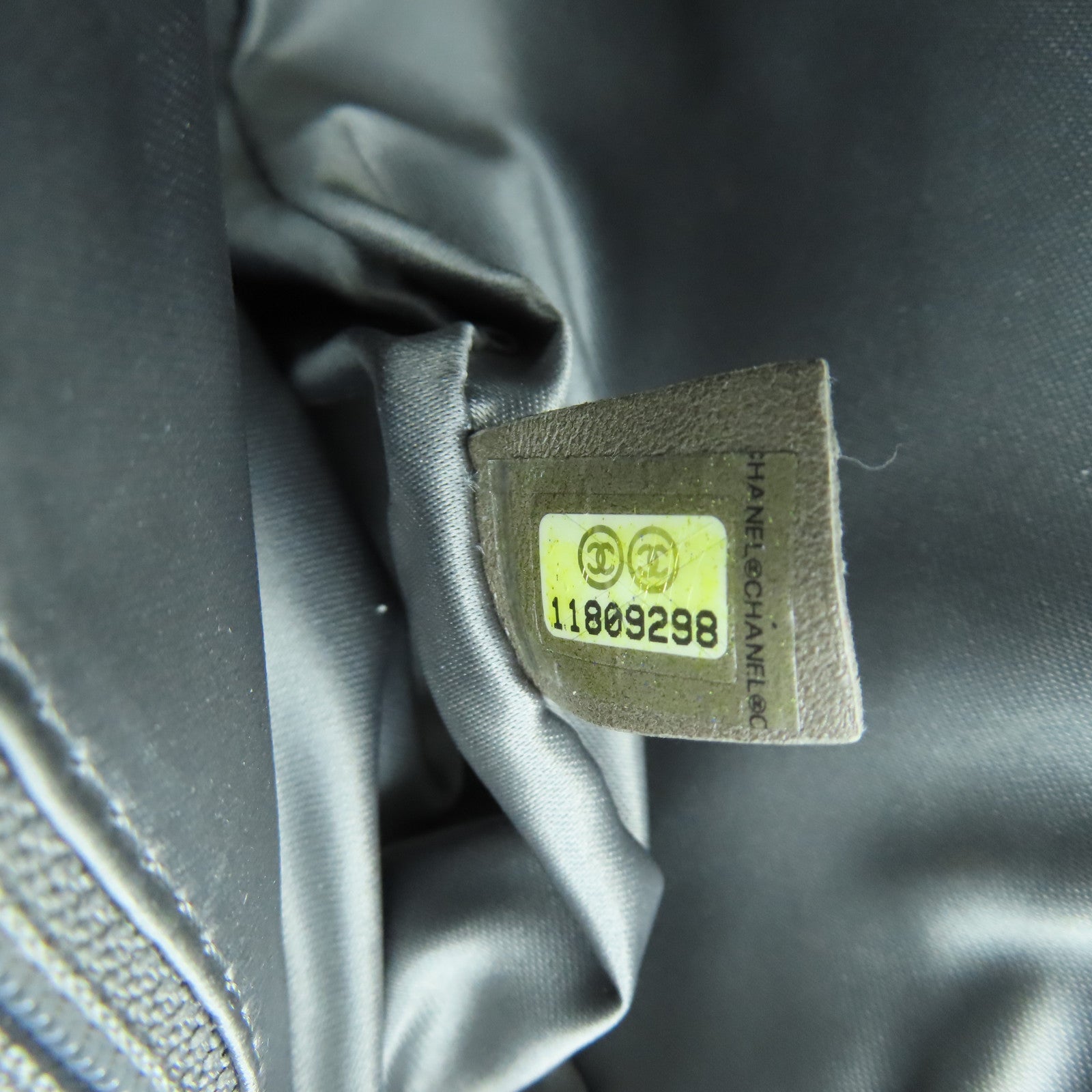 CHANEL 羊皮皮革Chain Shoulder金扣鏈帶肩背袋黑色