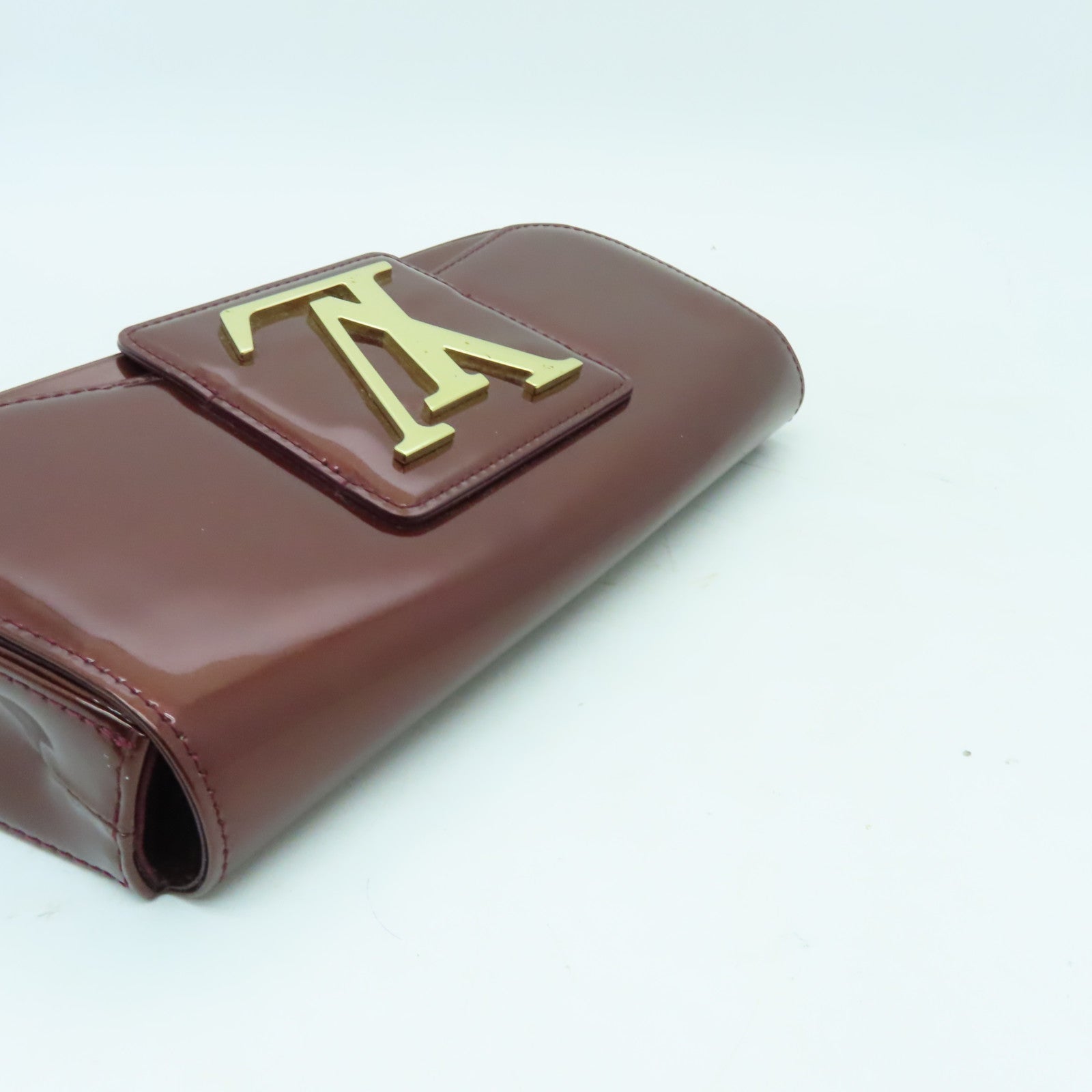 LOUIS VUITTON Vernis Pochette Sauvie金扣手拿包啡色
