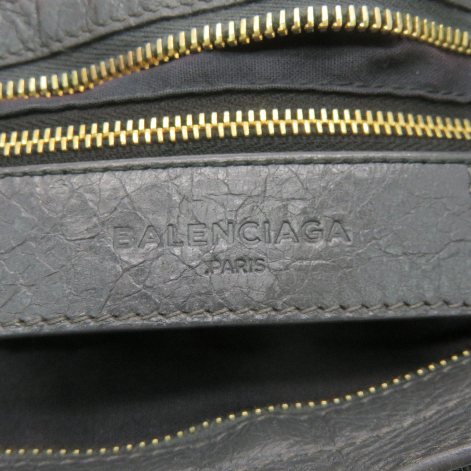 BALENCIAGA 牛皮皮革Giant City金扣肩背袋灰色