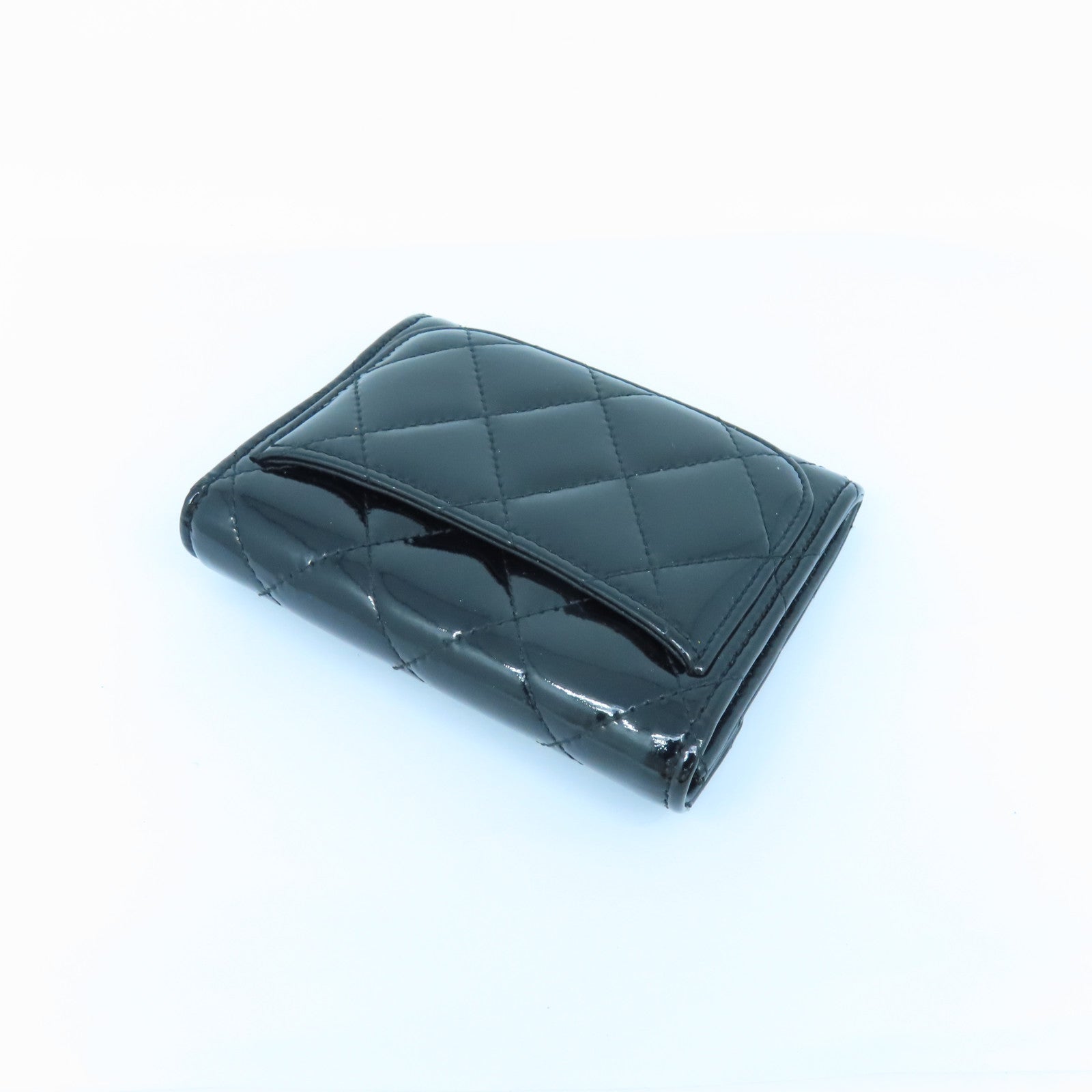 CHANEL Rhombus Patent Leather Card Case Silver Buckle Card Holder Black