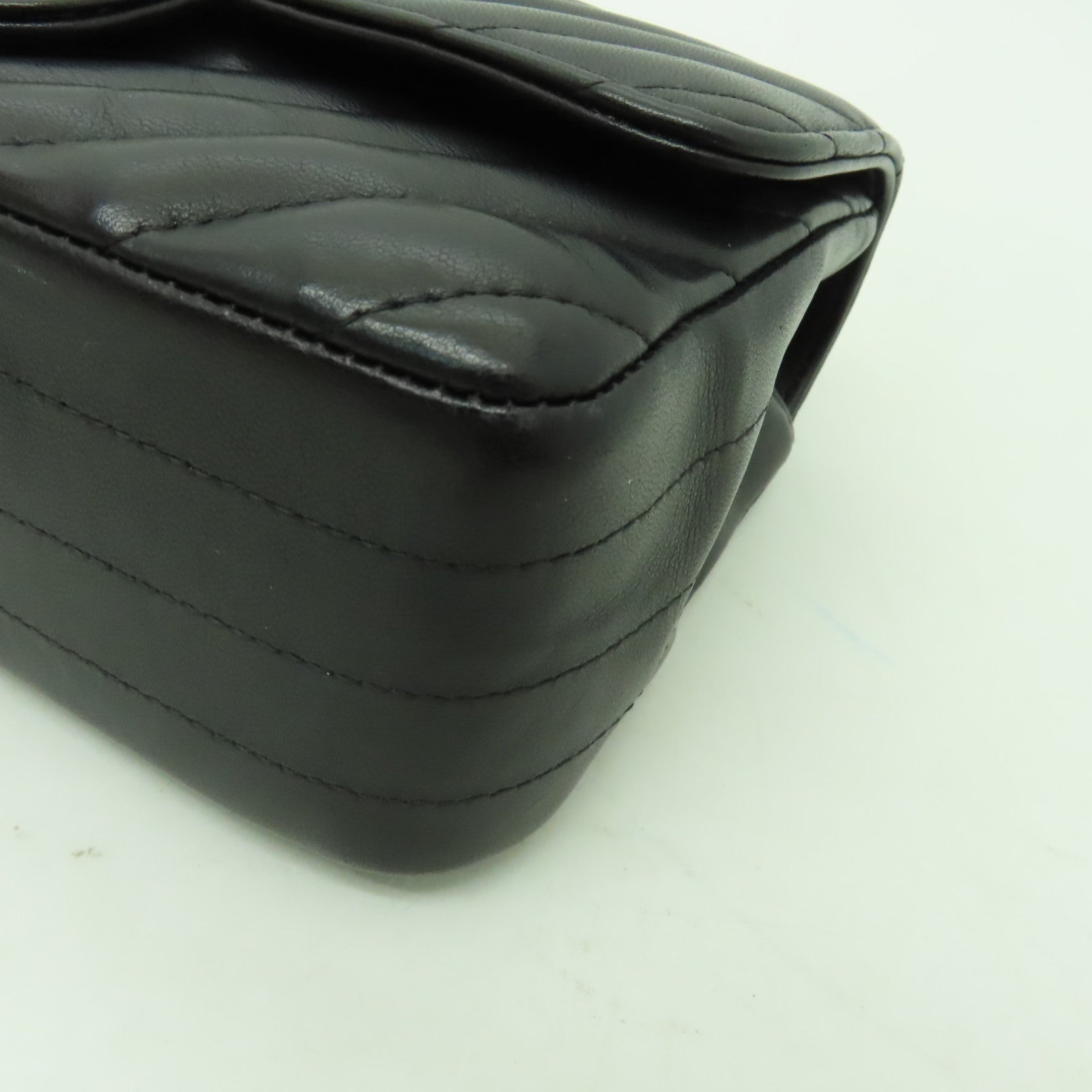 CHANEL 斜紋羊皮皮革Chain Shoulder金扣鏈帶肩背袋黑色