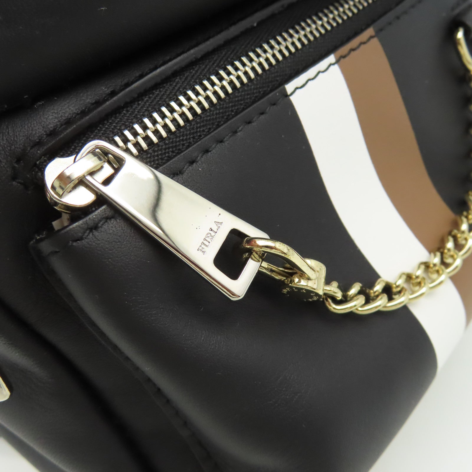 Furla 牛皮皮革Mini Backpack背包黑色