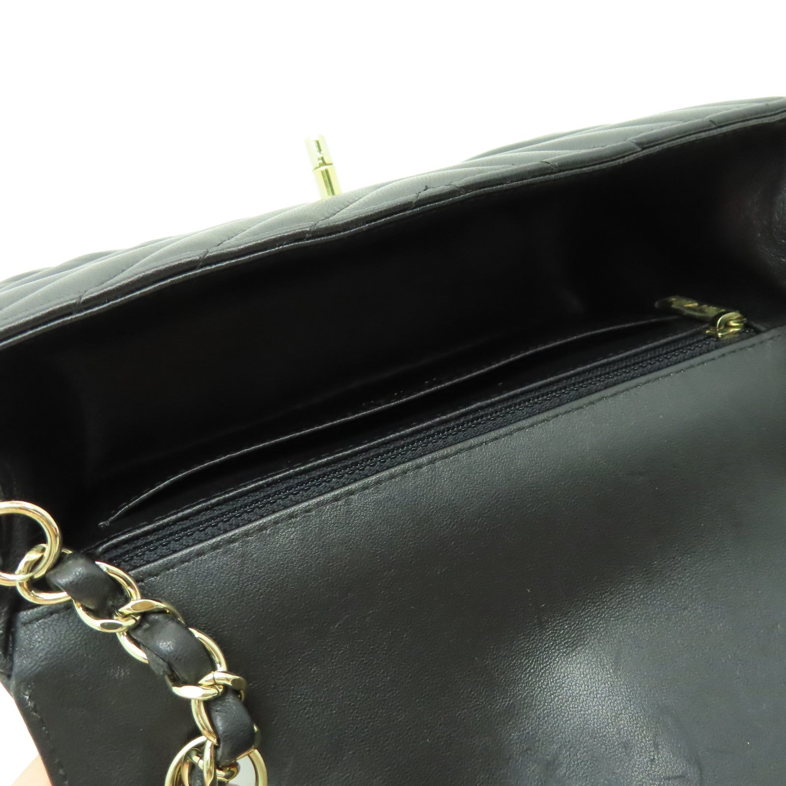 CHANEL 斜紋羊皮皮革Chain Shoulder金扣鏈帶肩背袋黑色