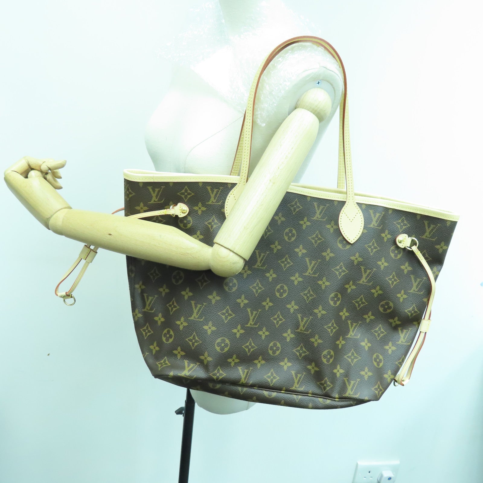 LOUIS VUITTON Monogram Neverfull MM金扣手挽袋/肩背袋啡色