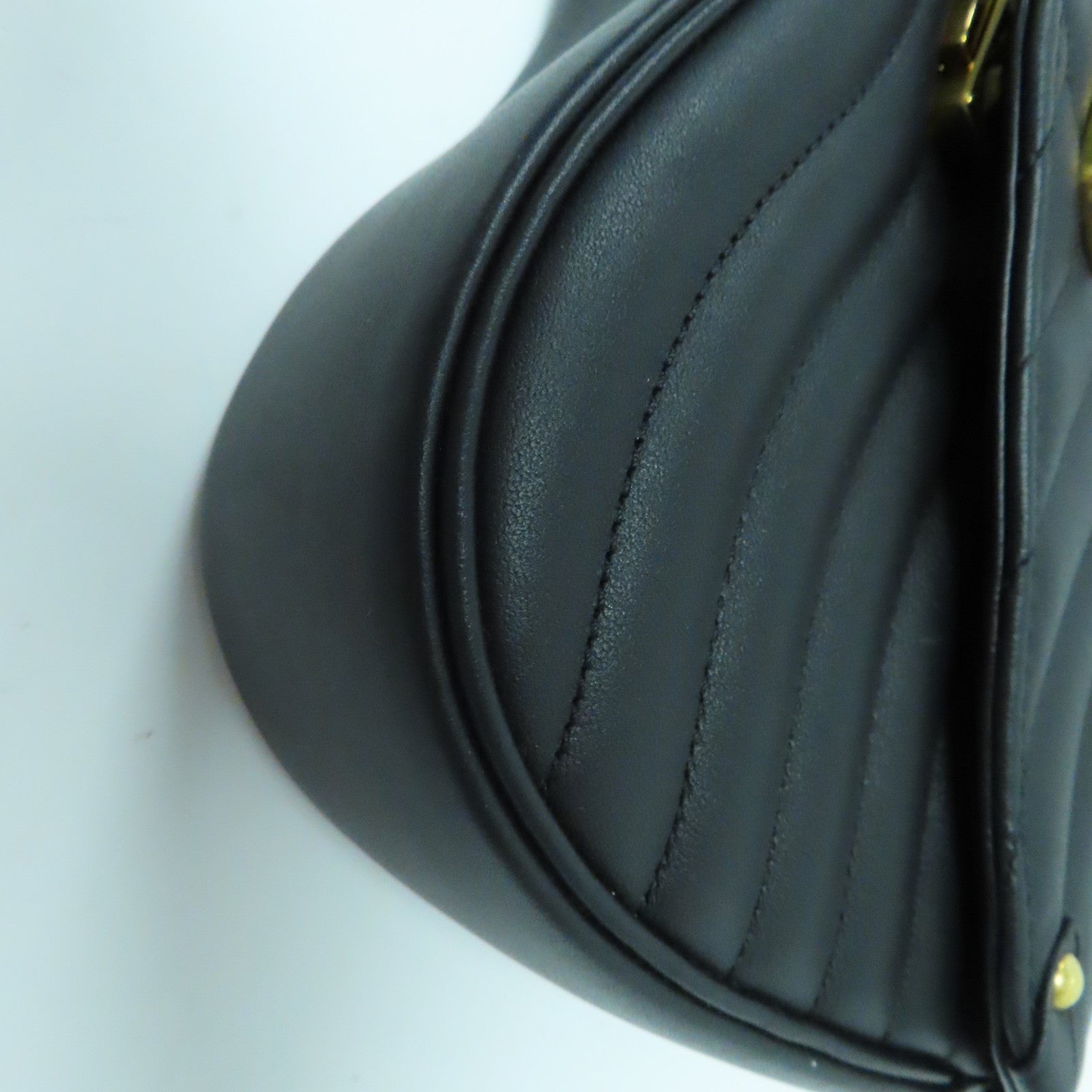LOUIS VUITTON 牛皮皮革New Wave MM金扣手挽肩背兩用袋黑色