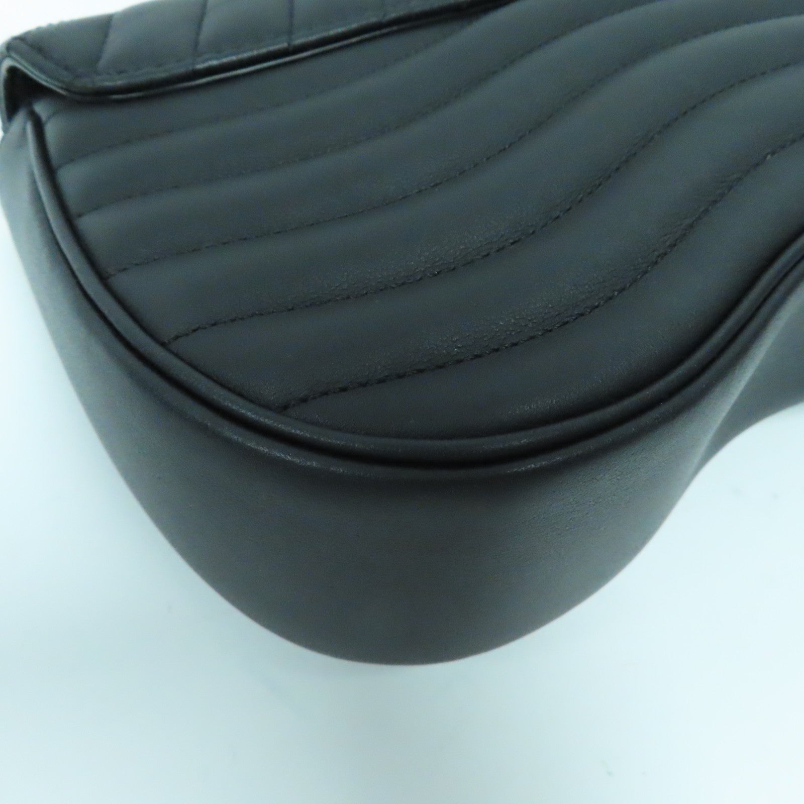 LOUIS VUITTON 牛皮皮革New Wave MM金扣手挽肩背兩用袋黑色