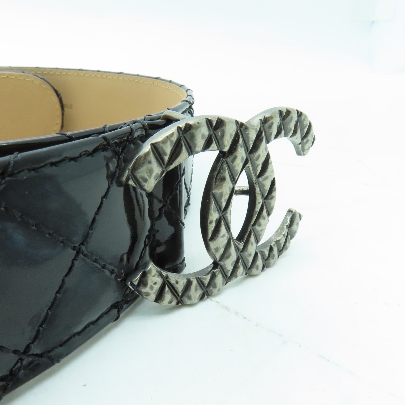 CHANEL 菱格漆皮皮革Belt80銀扣皮帶黒色