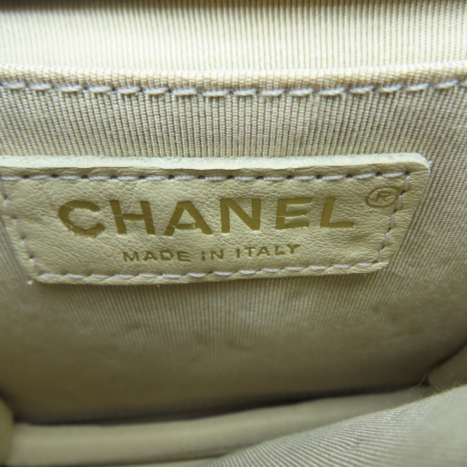CHANEL 菱格牛皮皮革Chain Shoulder金扣鏈帶肩背袋黑色