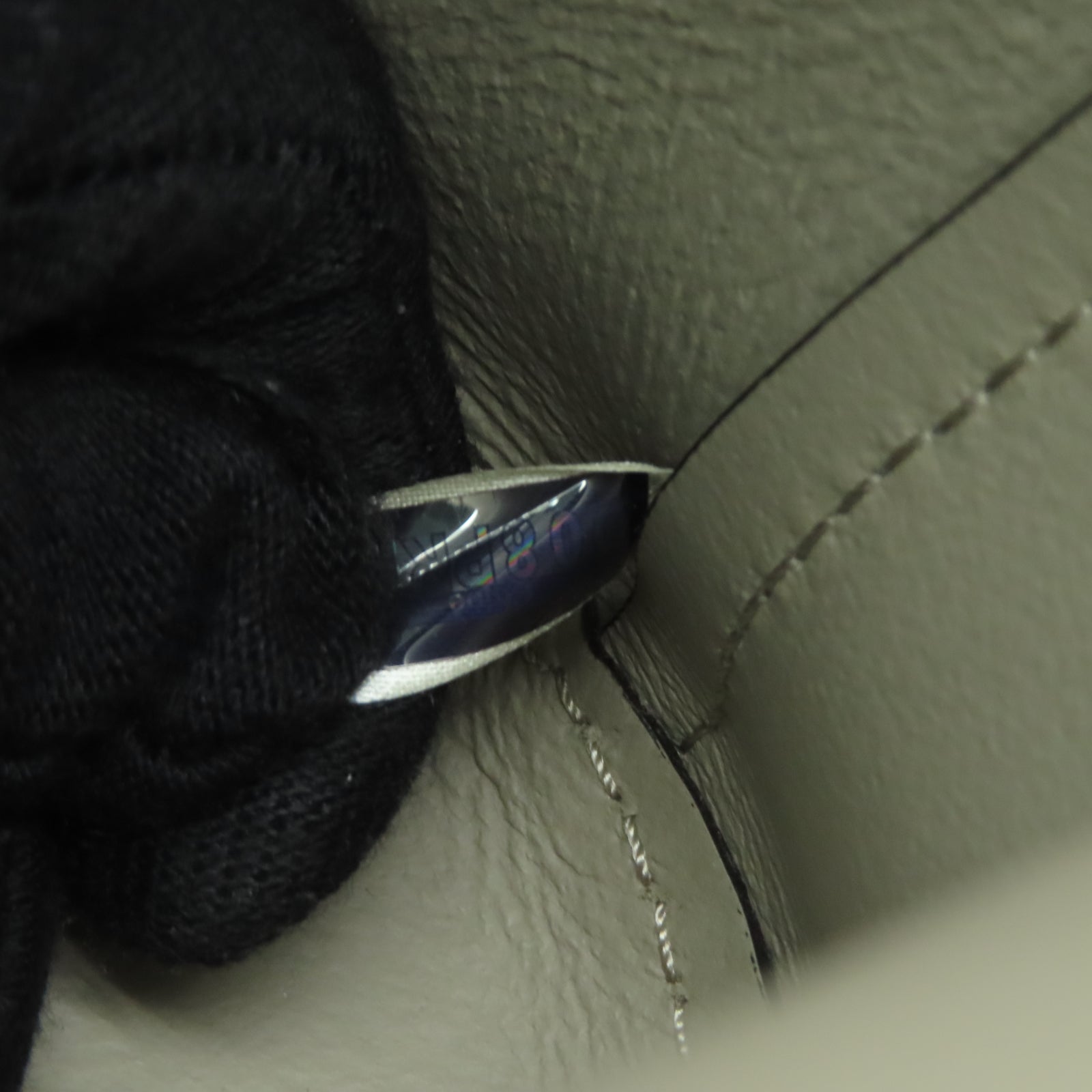 Chloe 牛皮皮革Shoulder Bag金扣肩背袋米色