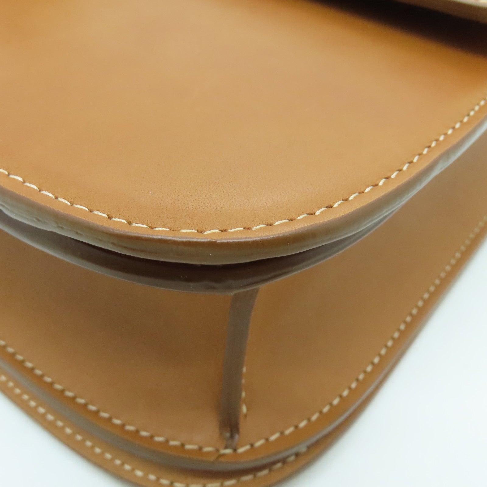 CELINE 牛皮皮革Classic Box金扣肩背袋棕色