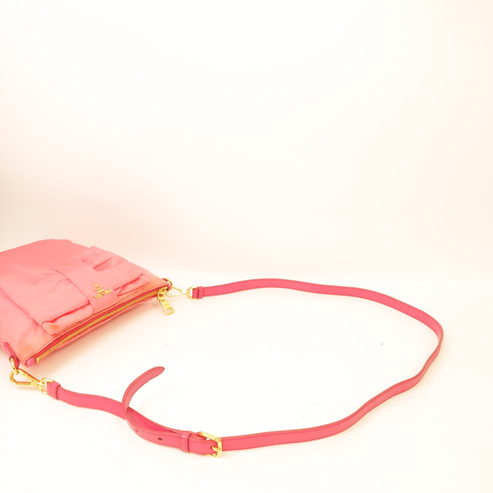 PRADA 尼龍Shoulder Bag金扣肩背袋粉紅色