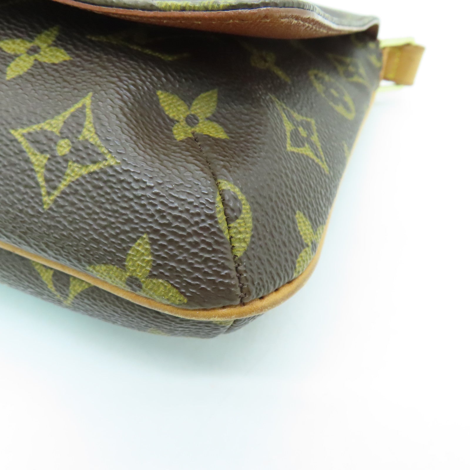 LOUIS VUITTON Monogram Musette Tango金扣肩背袋棕色