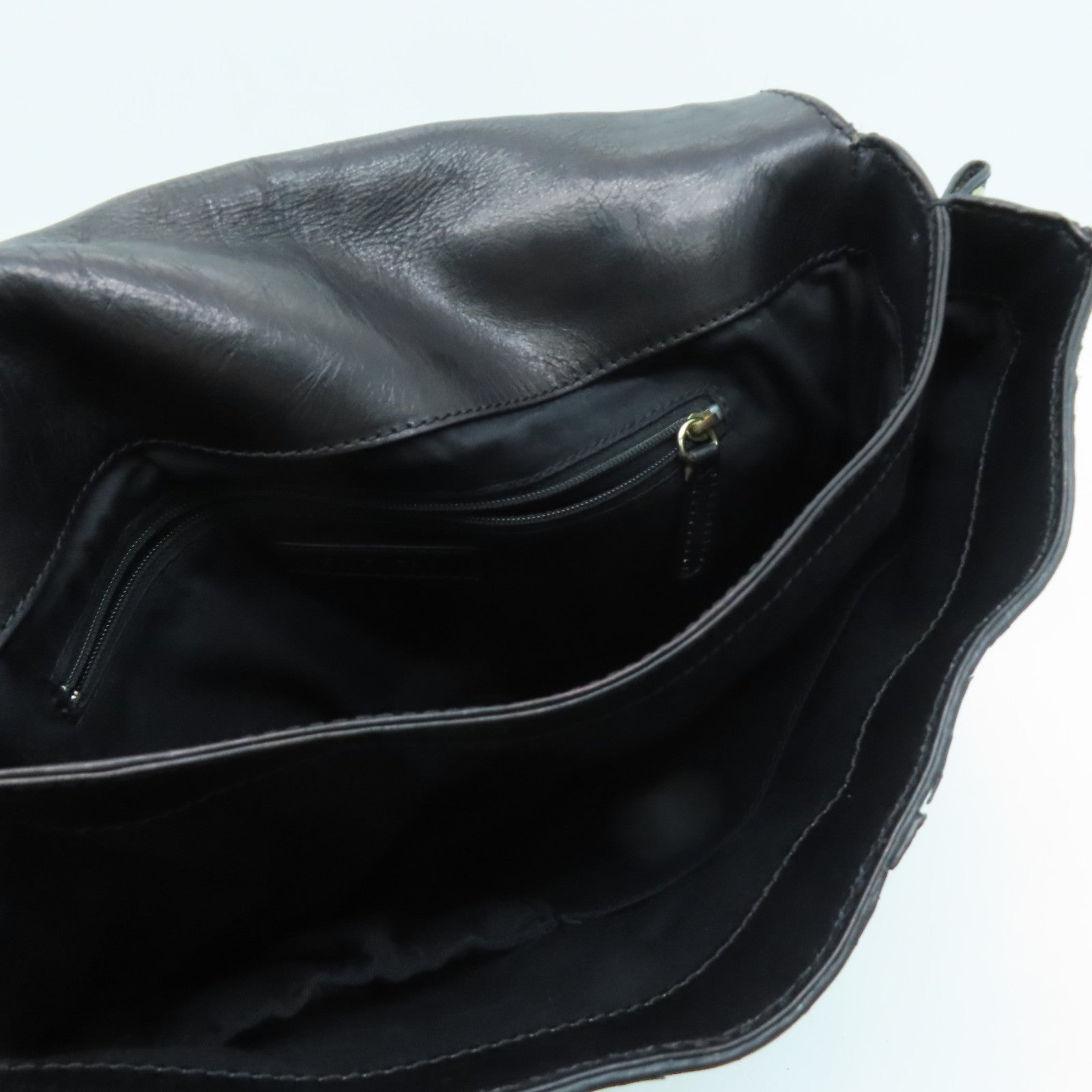 GIVENCHY 牛皮皮革Chain Shoulder Bag金扣肩背袋黑色