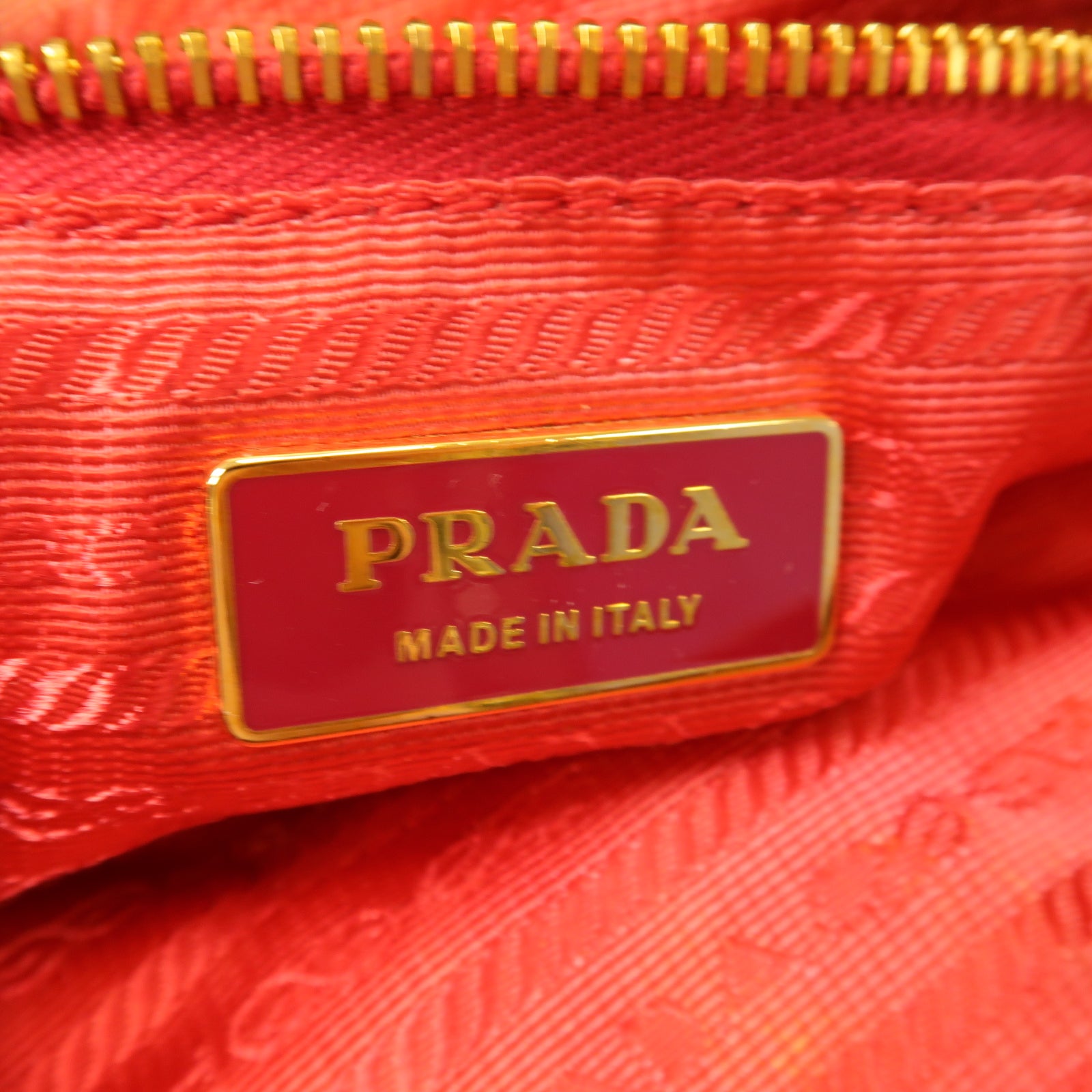 PRADA 尼龍Shoulder Bag金扣肩背袋粉紅色