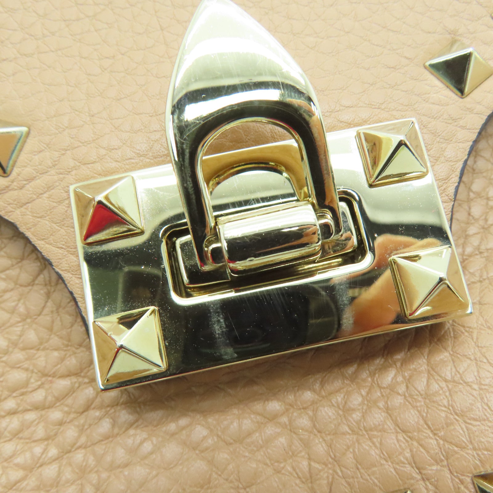 Valentino 牛皮皮革Shoulder Bag金扣肩背袋米色