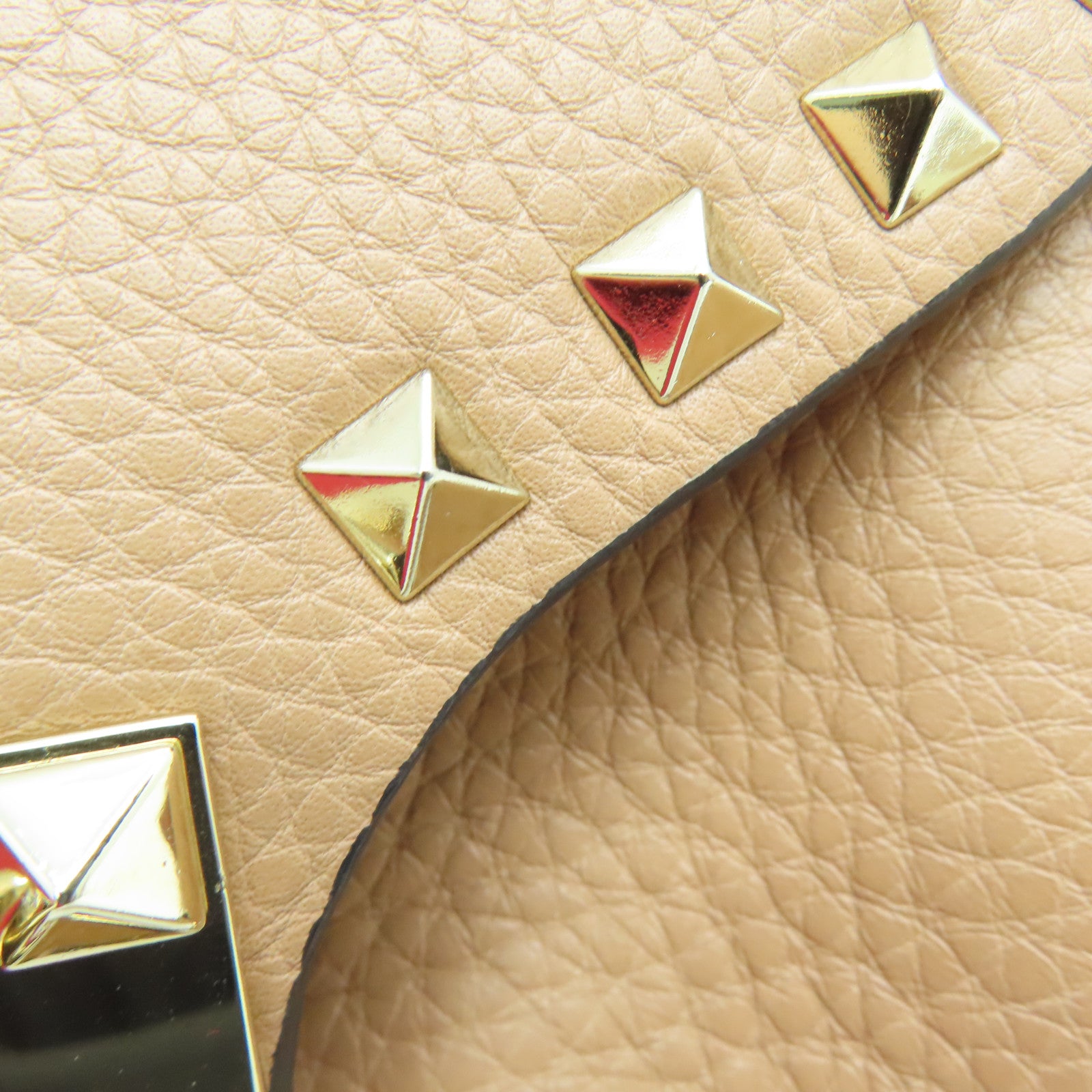 Valentino 牛皮皮革Shoulder Bag金扣肩背袋米色