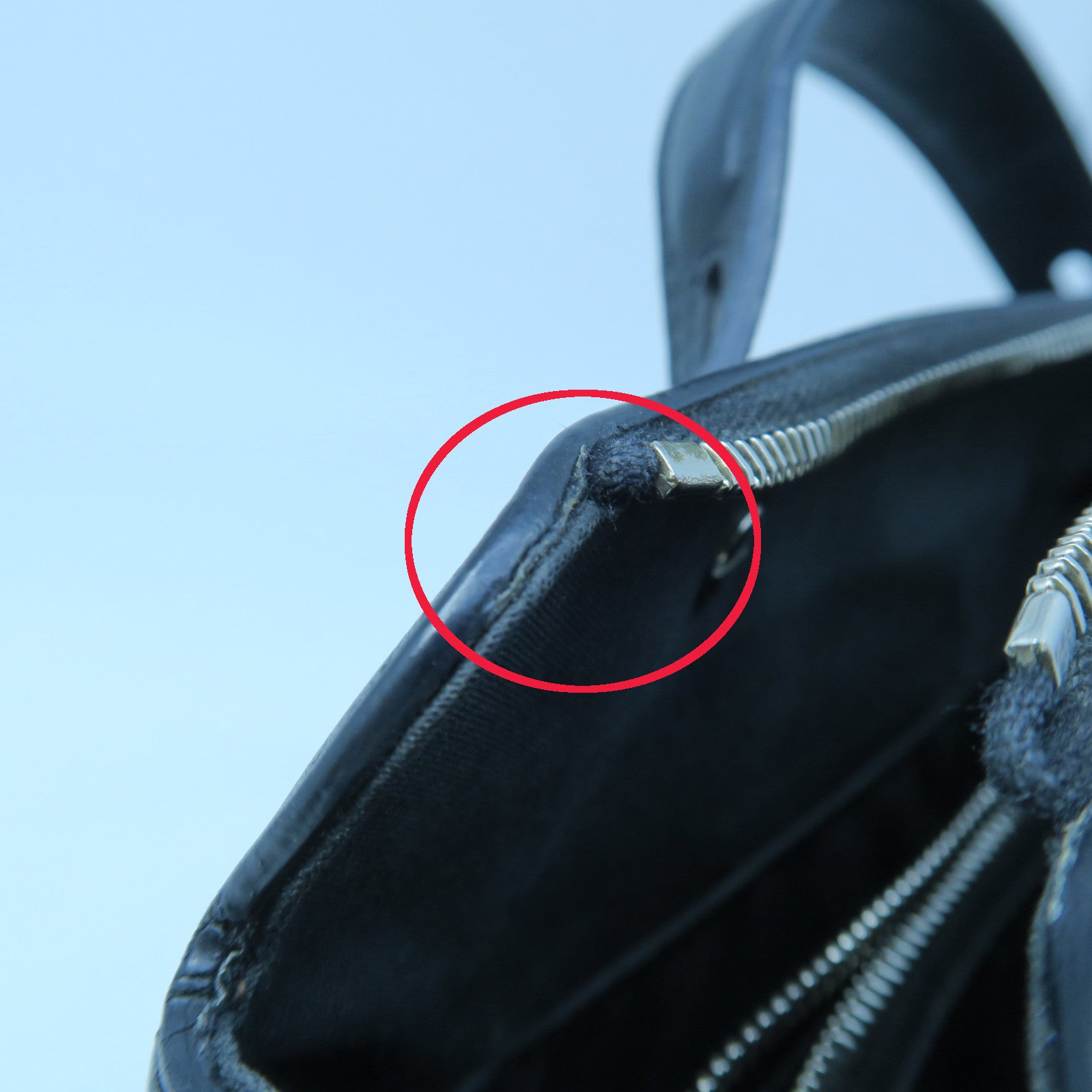 FENDI 牛皮皮革By the way銀扣手挽袋黑色
