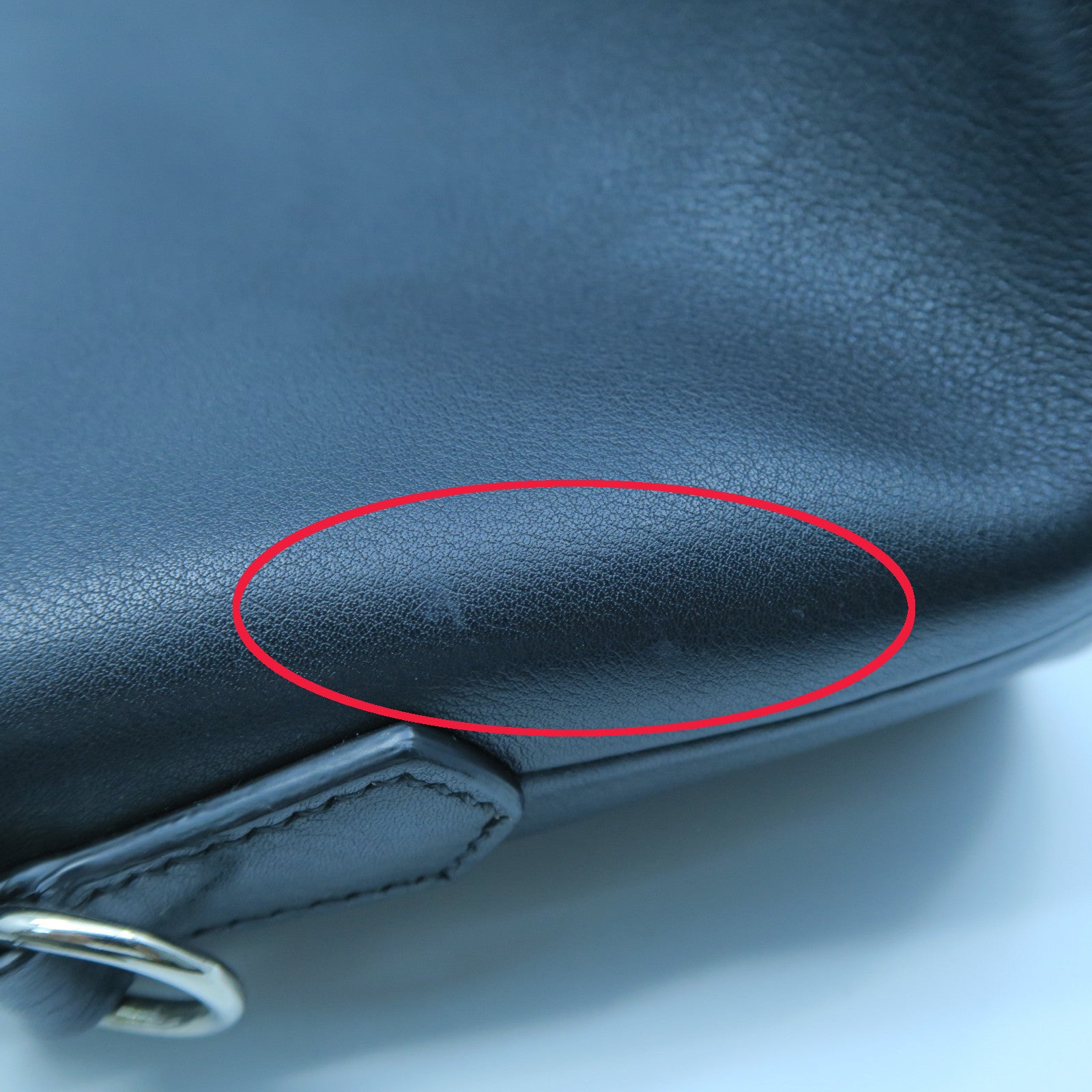 FENDI 牛皮皮革By the way銀扣手挽袋黑色