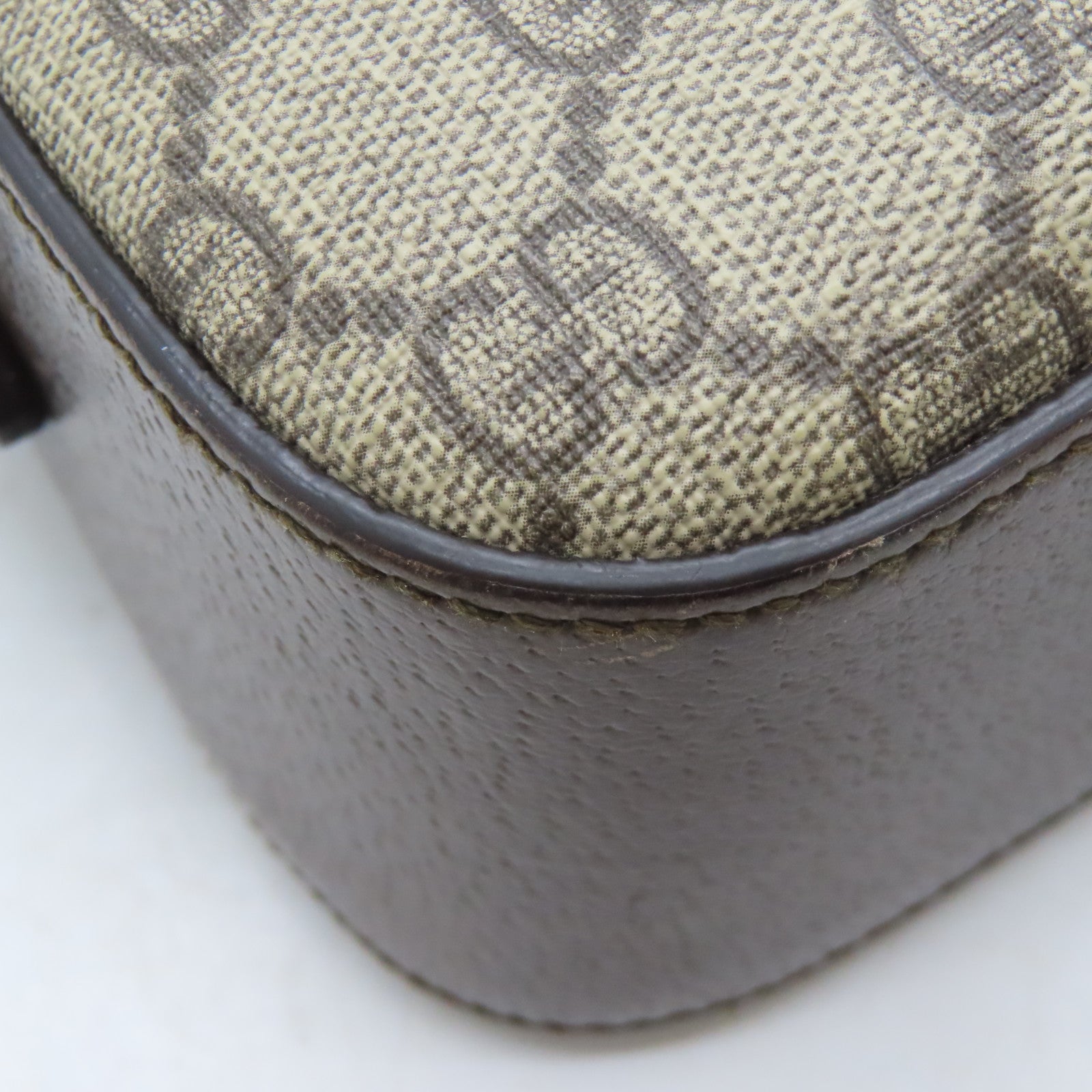 GUCCI 塗層帆布Shoulder Bag金扣肩背袋啡色