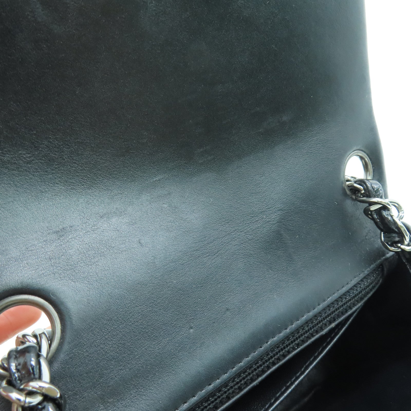 CHANEL 菱格漆皮皮革Chain Shoulder銀扣鏈帶肩背袋黑色