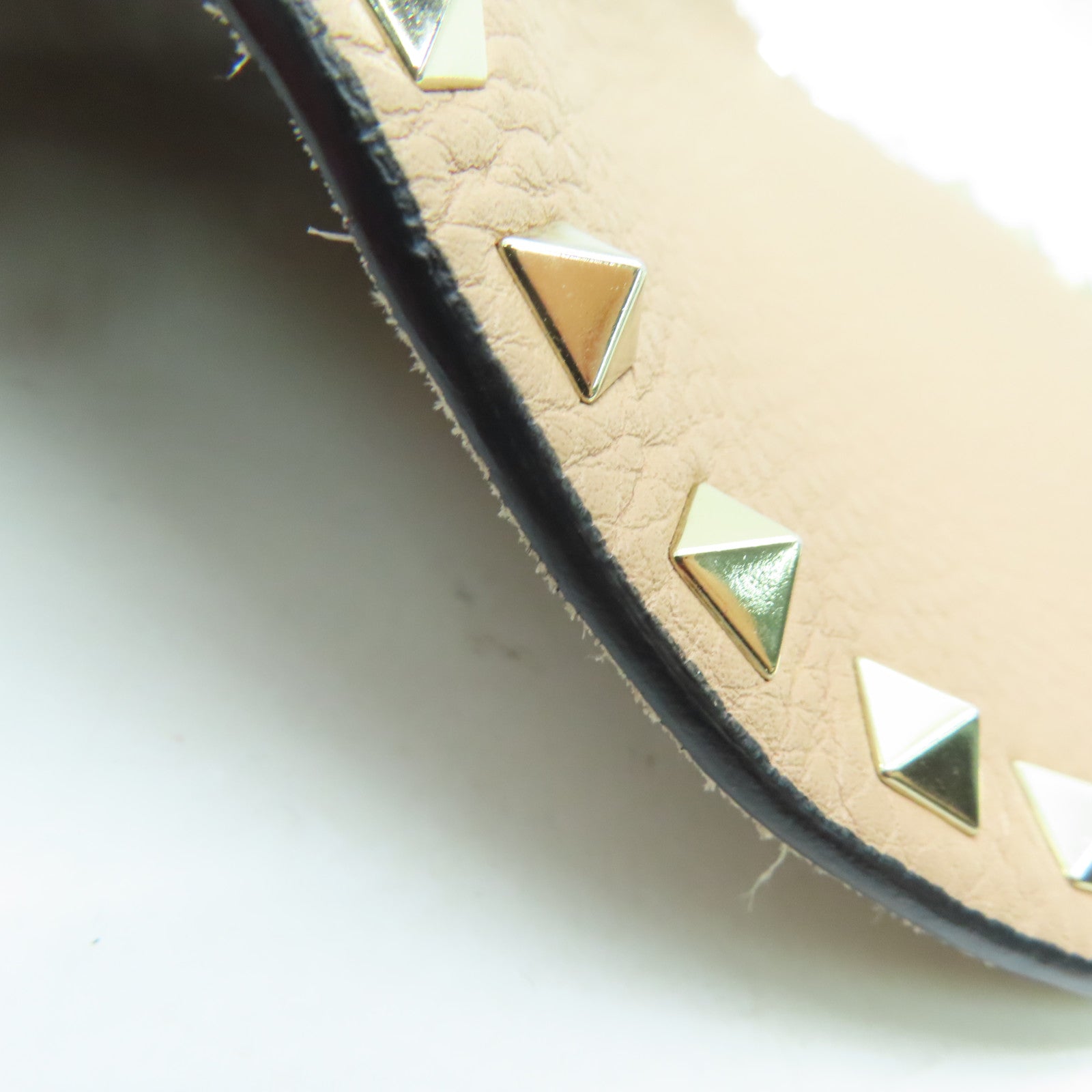 Valentino 牛皮皮革Shoulder Bag金扣肩背袋米色
