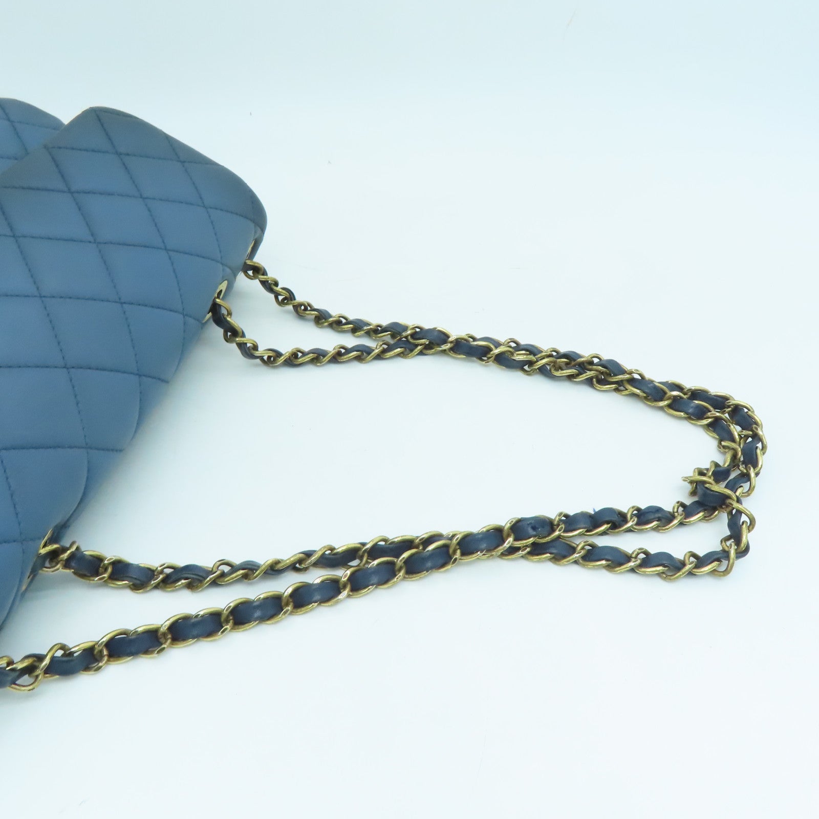 CHANEL 菱格牛皮皮革Chain Shoulder Bag金扣鏈帶肩背袋藍色