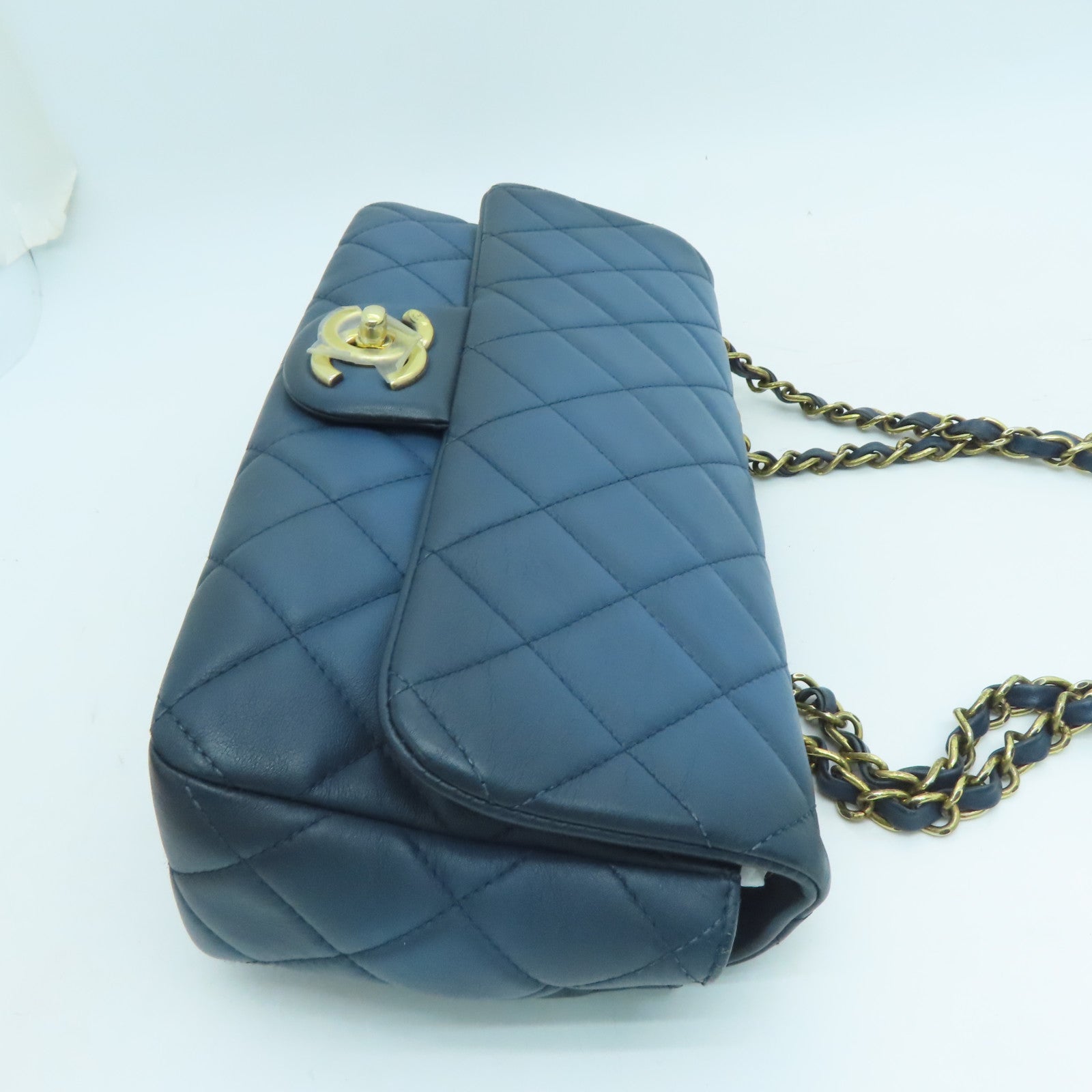 CHANEL 菱格牛皮皮革Chain Shoulder Bag金扣鏈帶肩背袋藍色