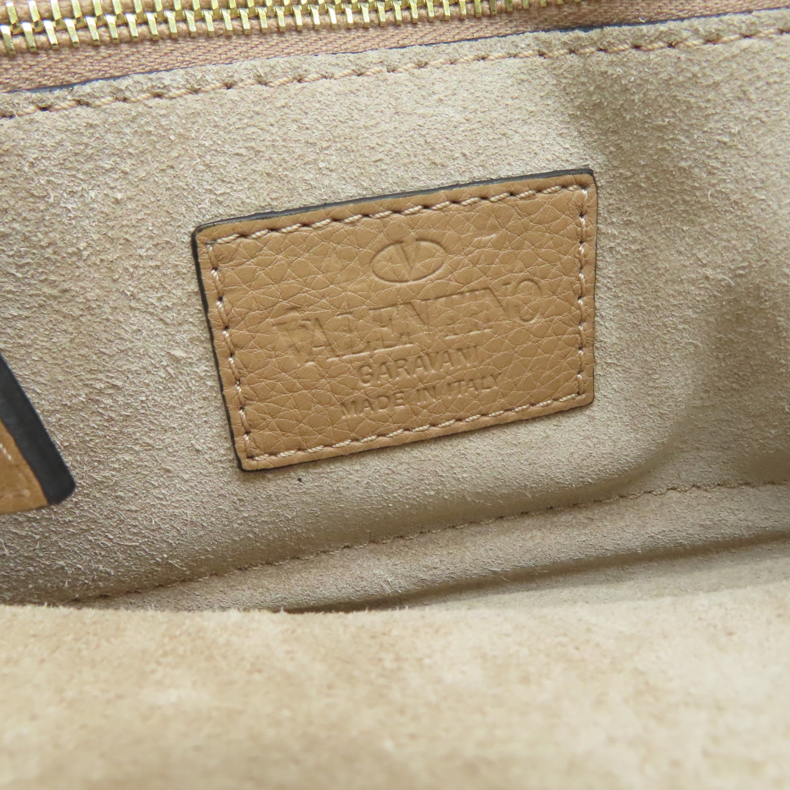 Valentino 牛皮皮革Shoulder Bag金扣肩背袋米色
