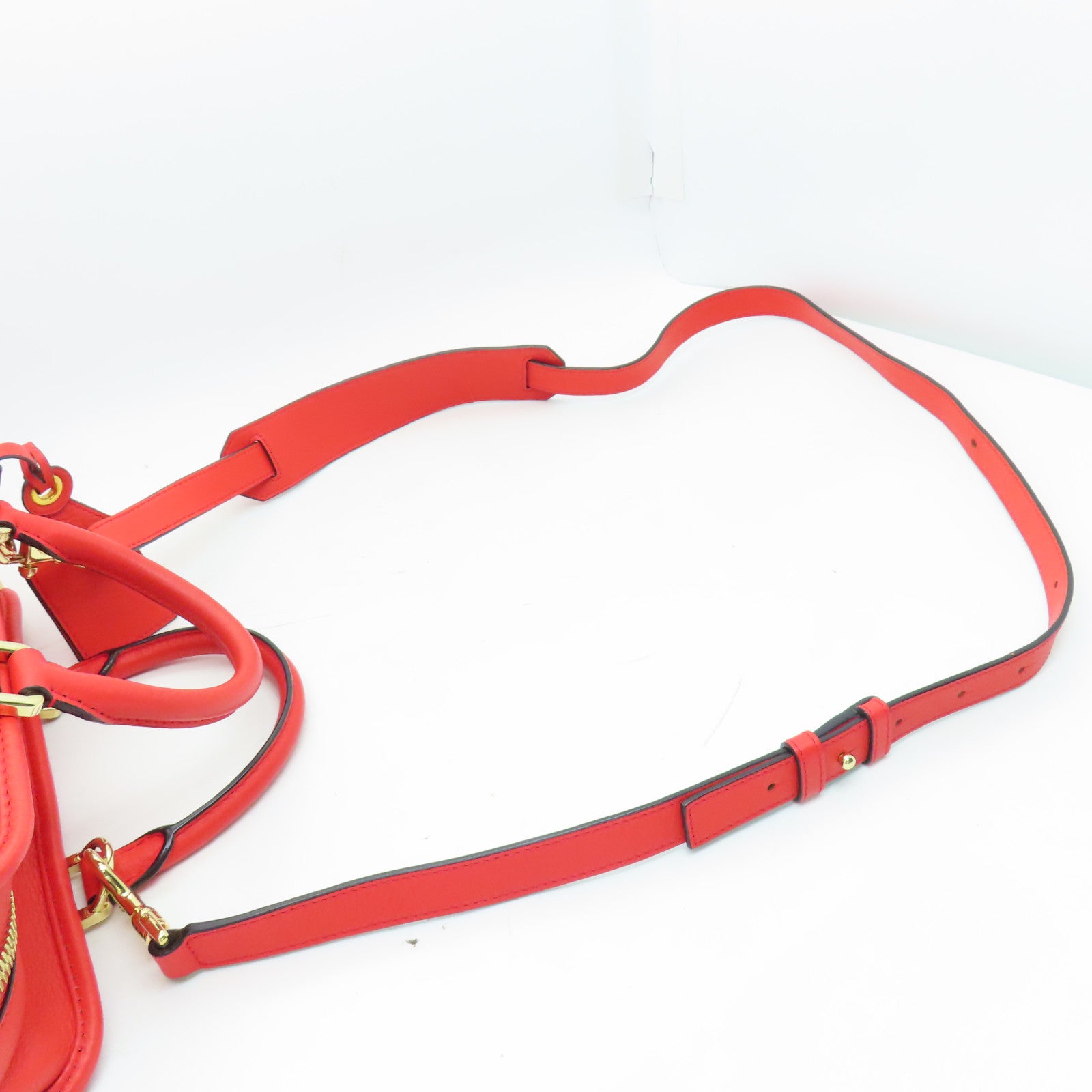 LOEWE 牛皮皮革Shoulder Bag金扣手挽肩背兩用袋紅色