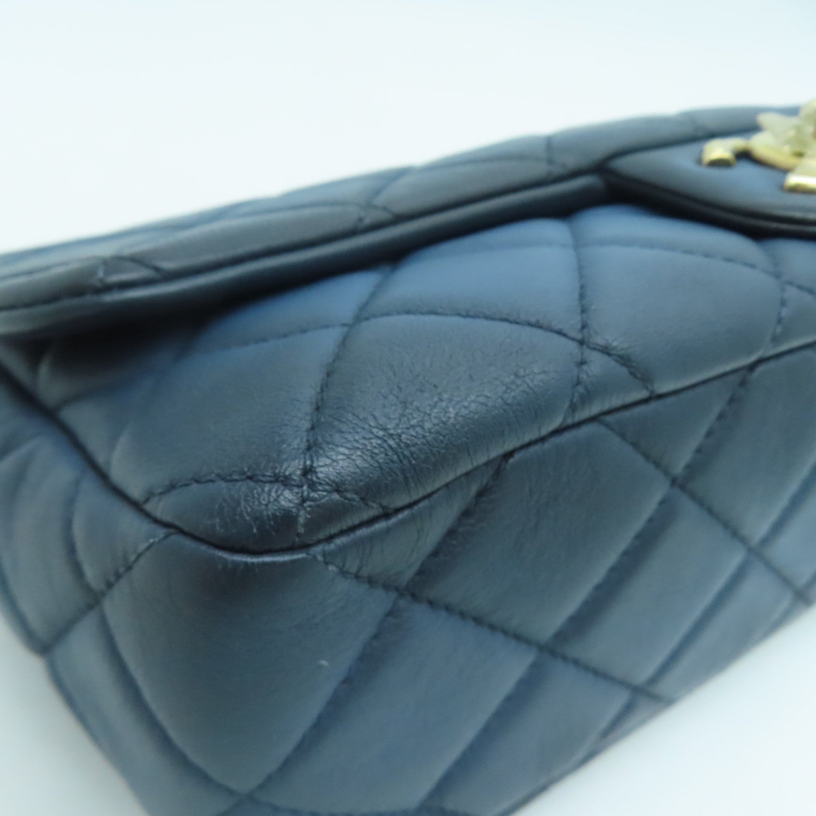 CHANEL 菱格牛皮皮革Chain Shoulder Bag金扣鏈帶肩背袋藍色