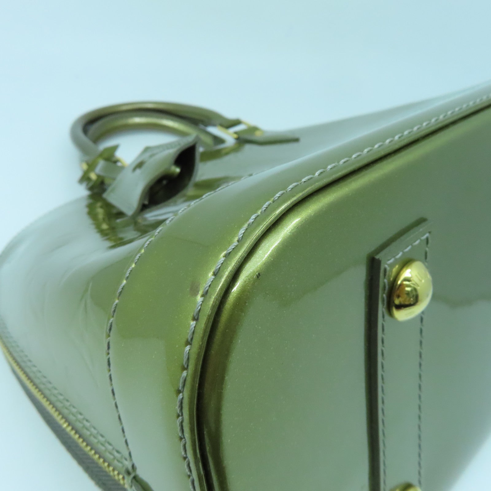 LOUIS VUITTON Monogram Vernis Alma金扣手挽袋綠色