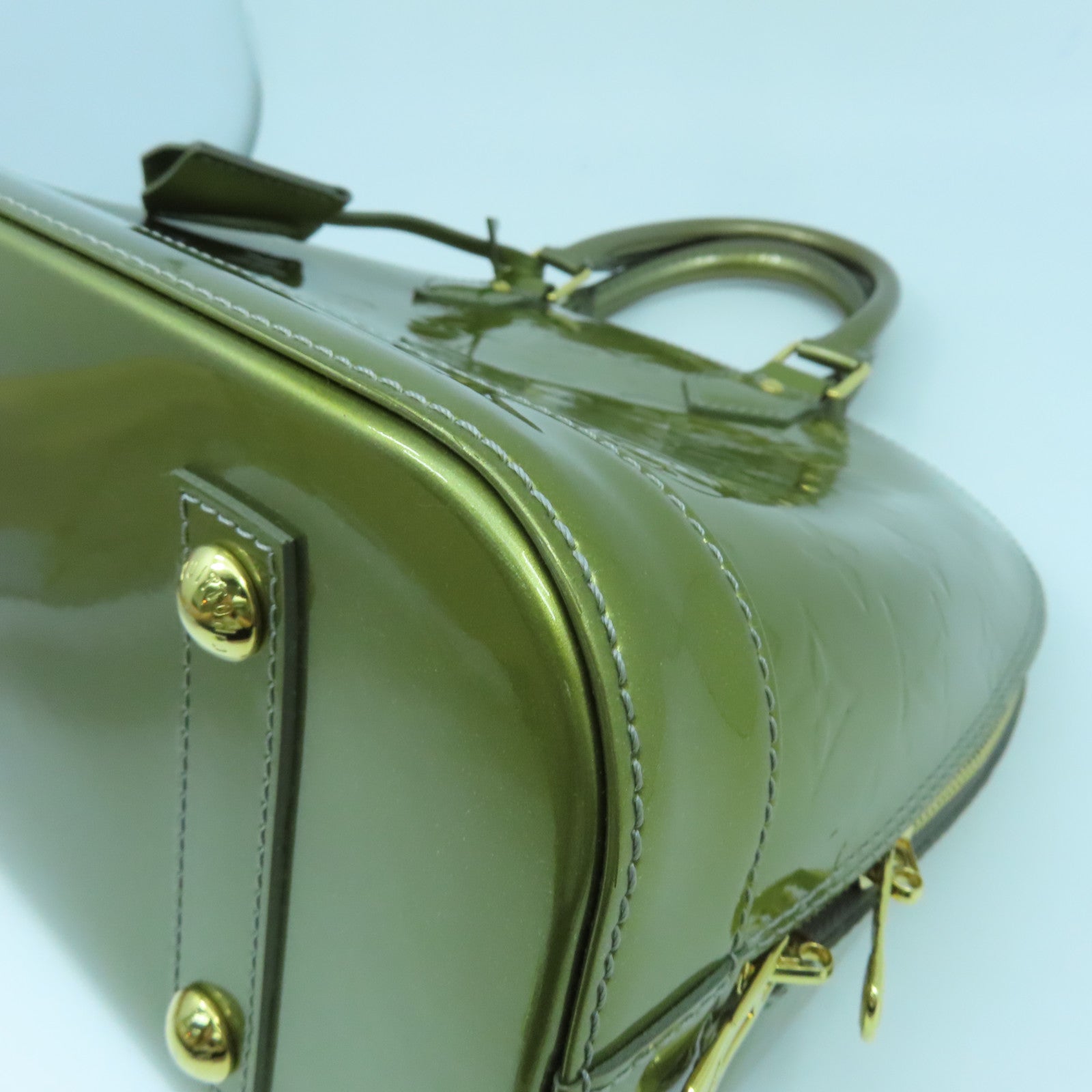 LOUIS VUITTON Monogram Vernis Alma金扣手挽袋綠色