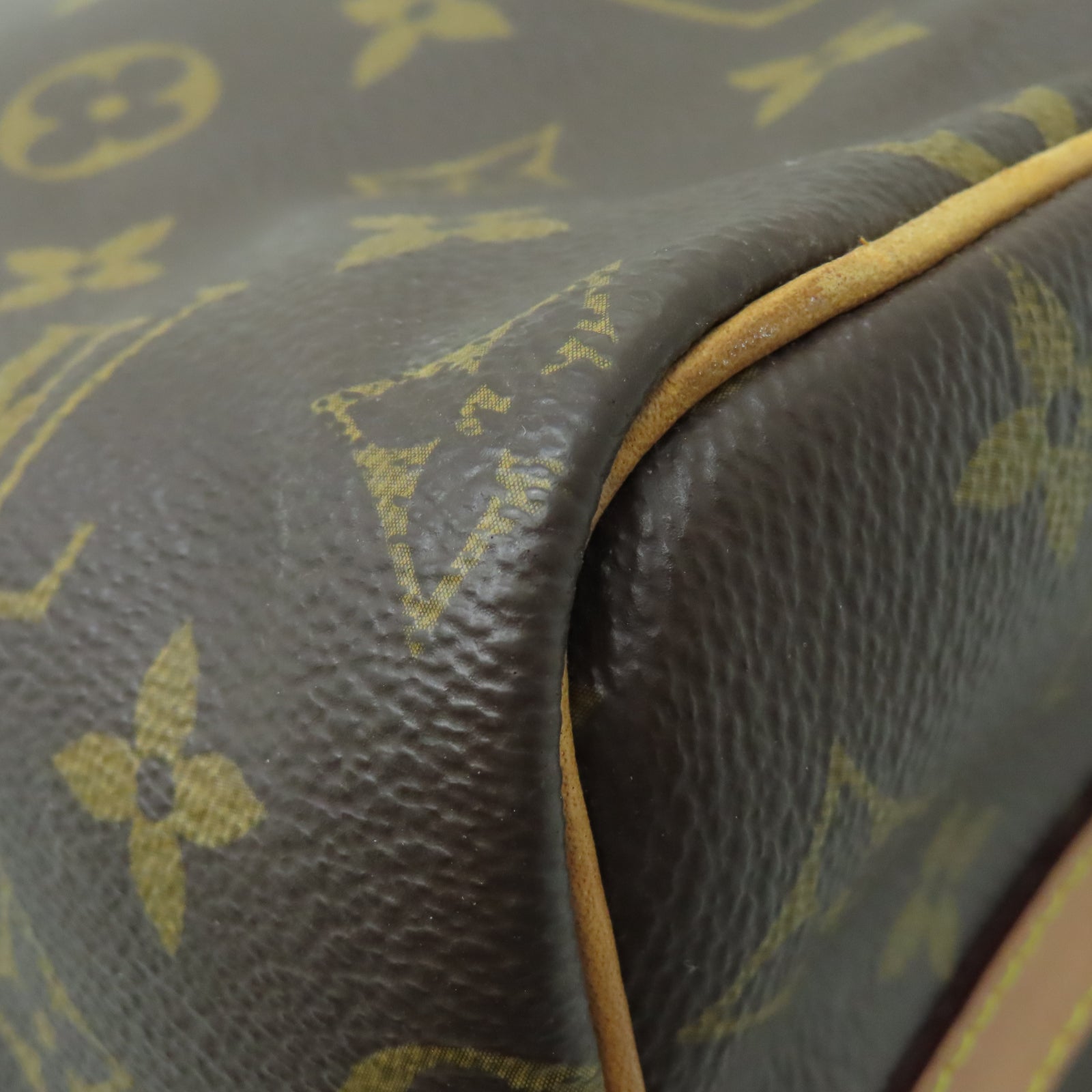LOUIS VUITTON Monogram Speedy 25 Gold Buckle Shoulder Bag Brown