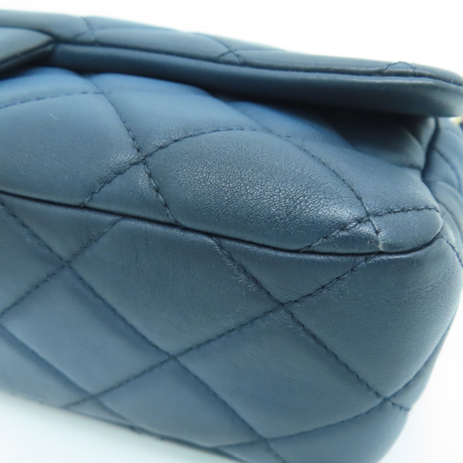 CHANEL 菱格牛皮皮革Chain Shoulder Bag金扣鏈帶肩背袋藍色