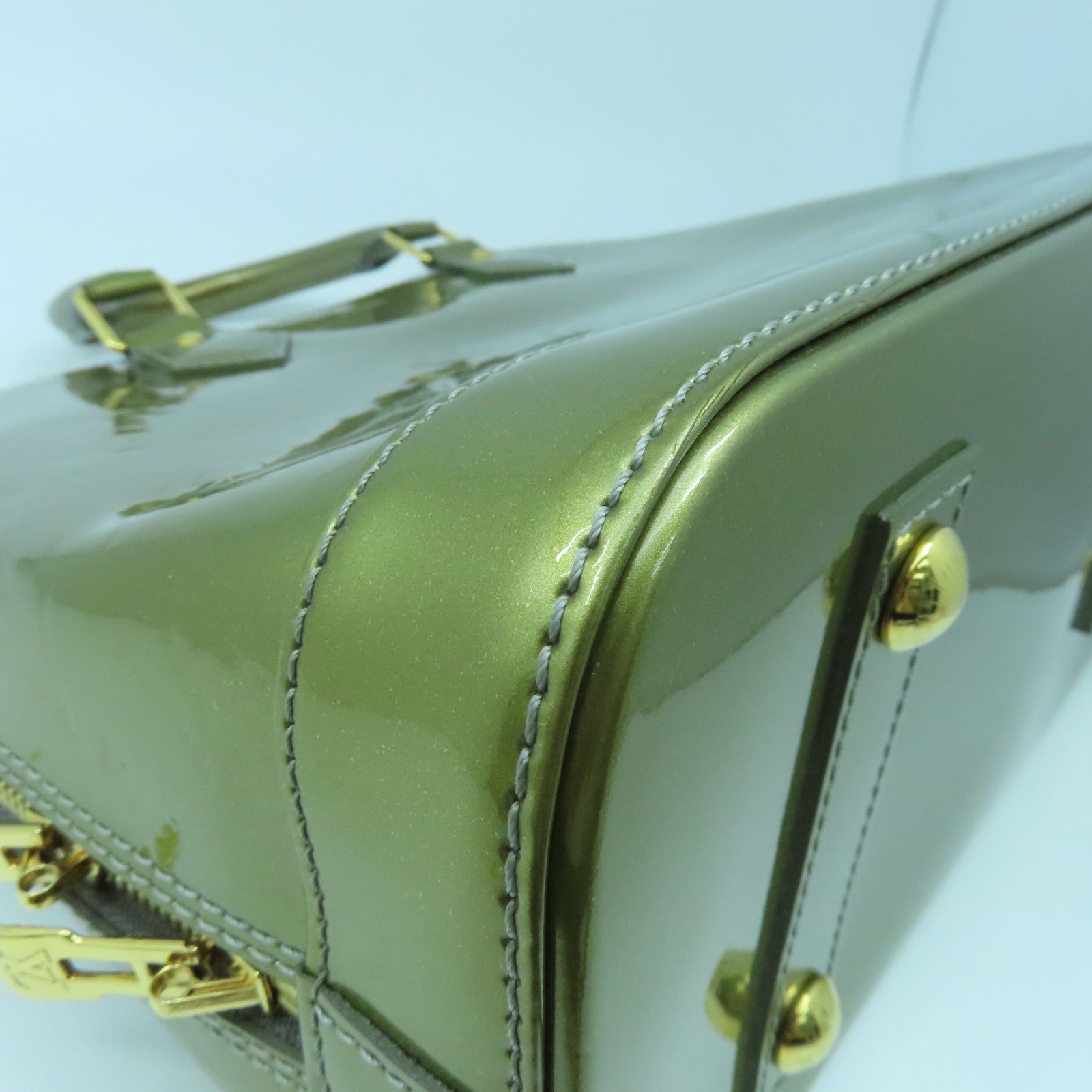 LOUIS VUITTON Monogram Vernis Alma金扣手挽袋綠色