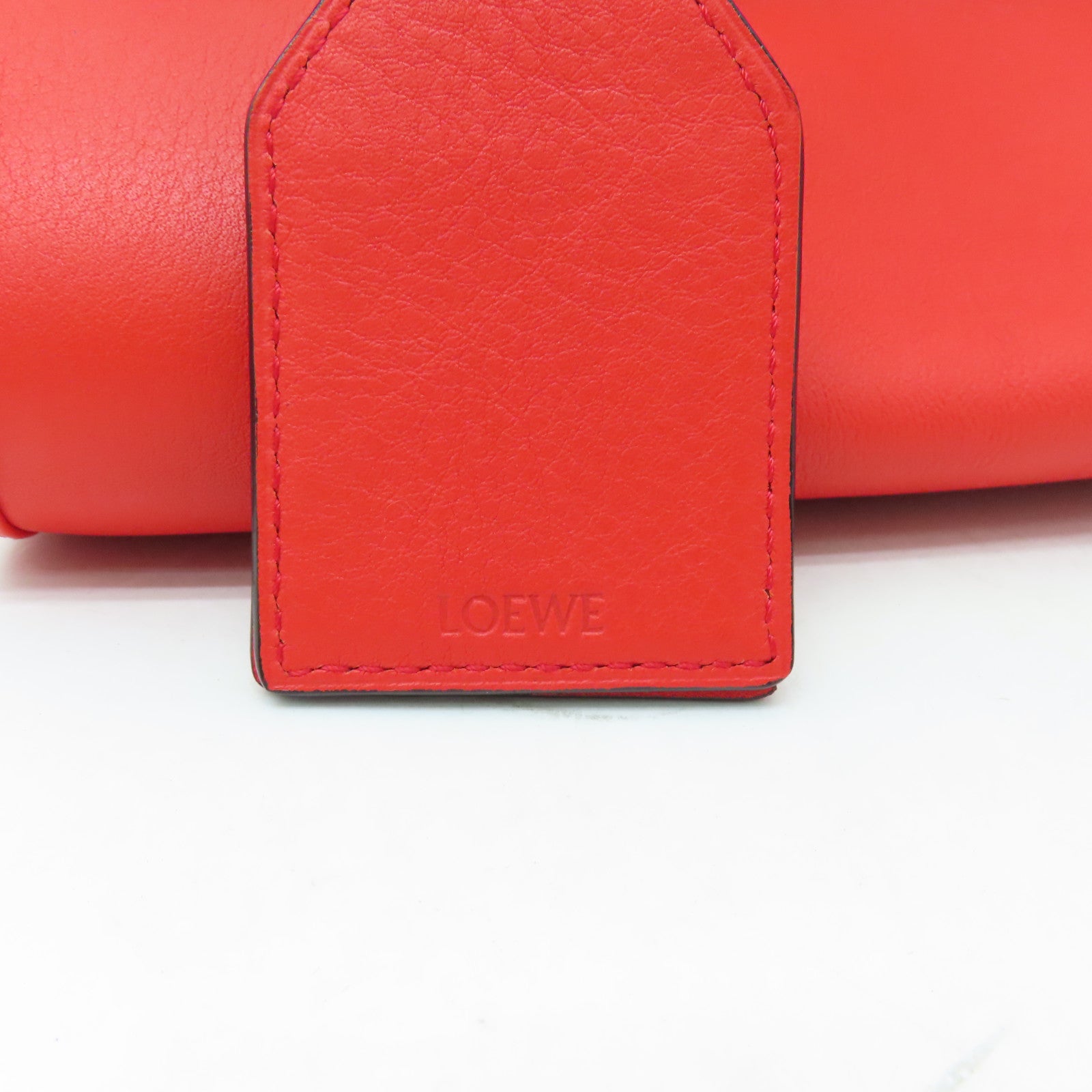 LOEWE 牛皮皮革Shoulder Bag金扣手挽肩背兩用袋紅色