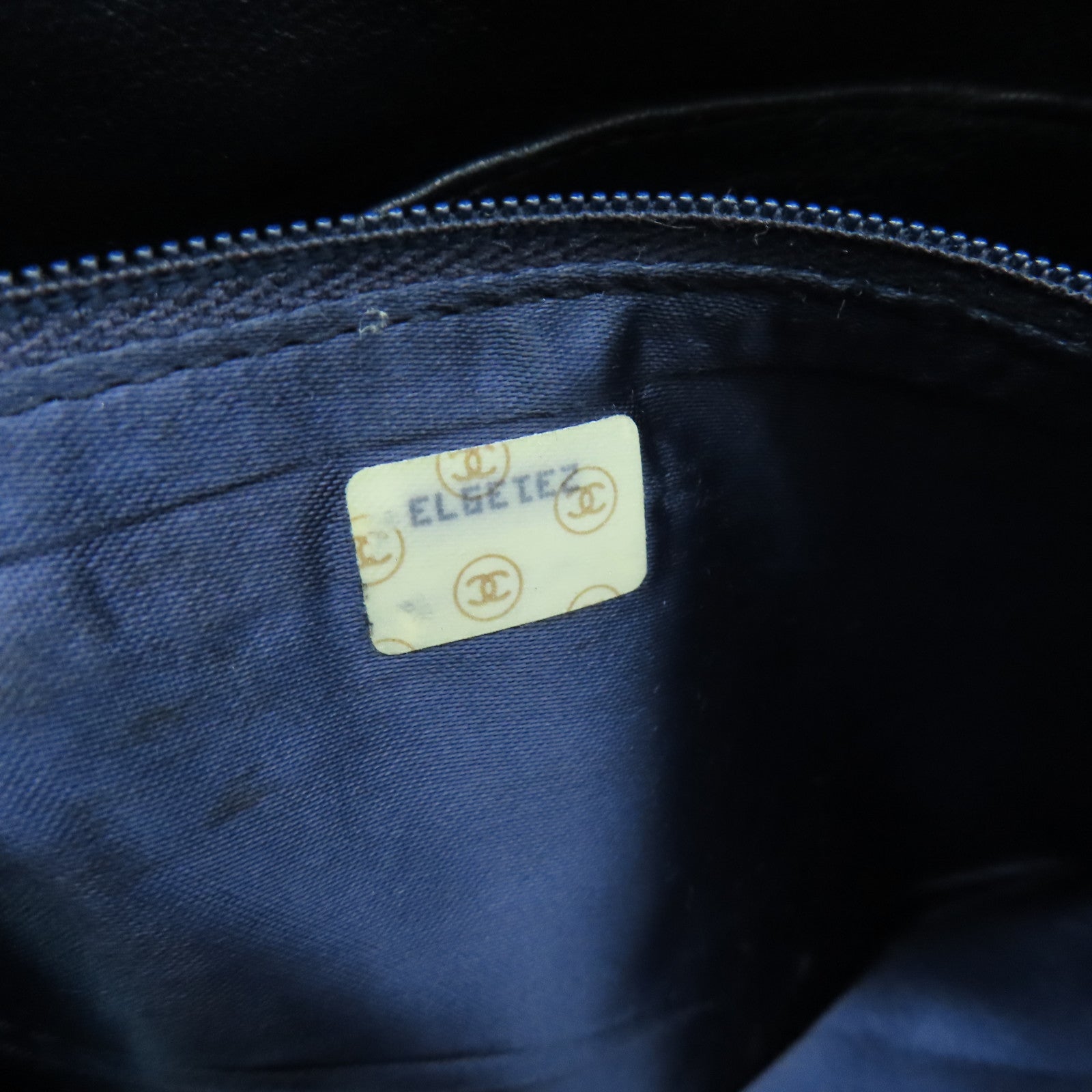 CHANEL 牛皮皮革Chain Shoulder Bag金扣鏈帶肩背袋深藍色