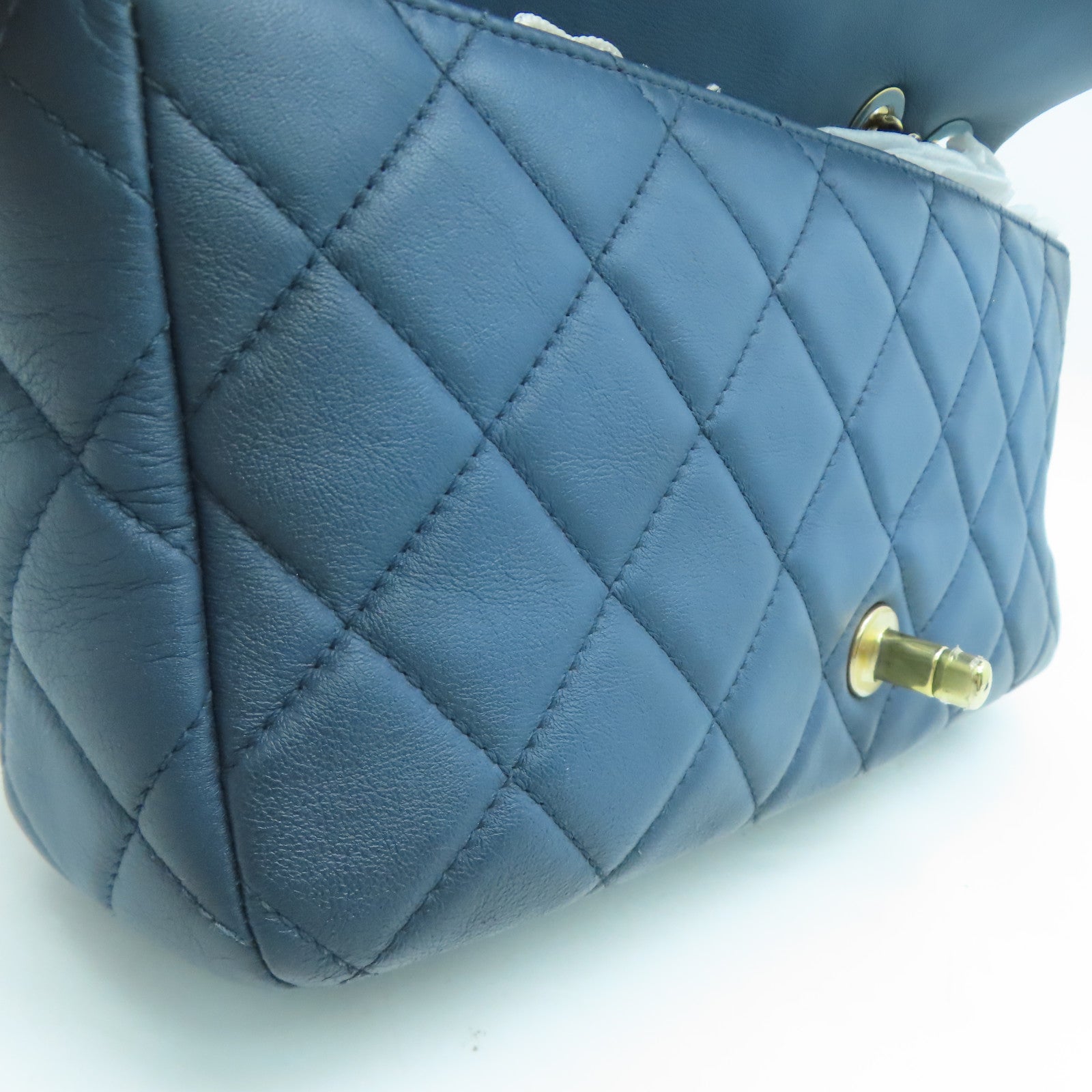 CHANEL 菱格牛皮皮革Chain Shoulder Bag金扣鏈帶肩背袋藍色