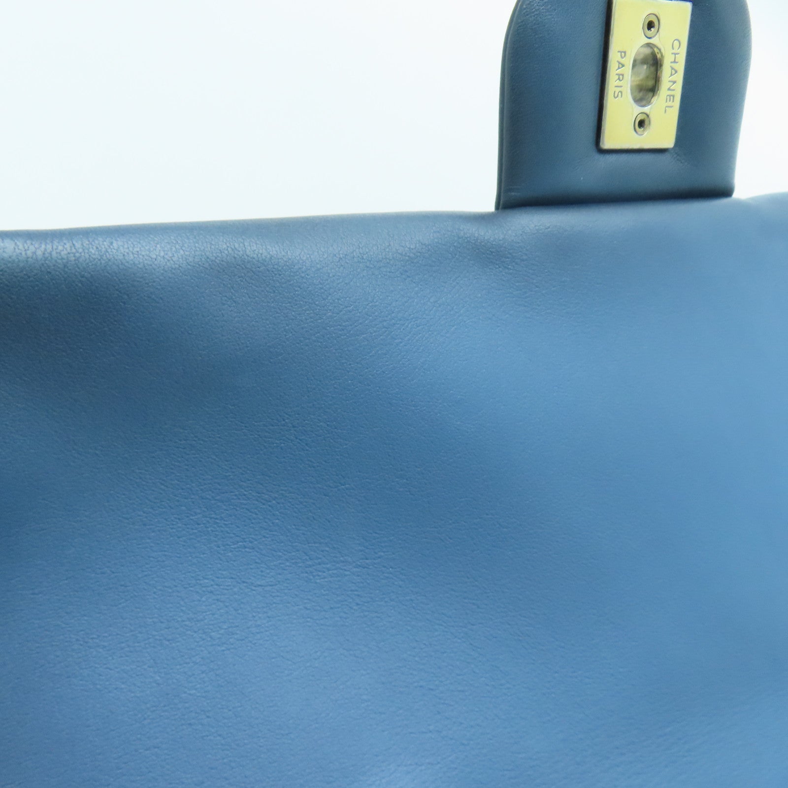 CHANEL 菱格牛皮皮革Chain Shoulder Bag金扣鏈帶肩背袋藍色
