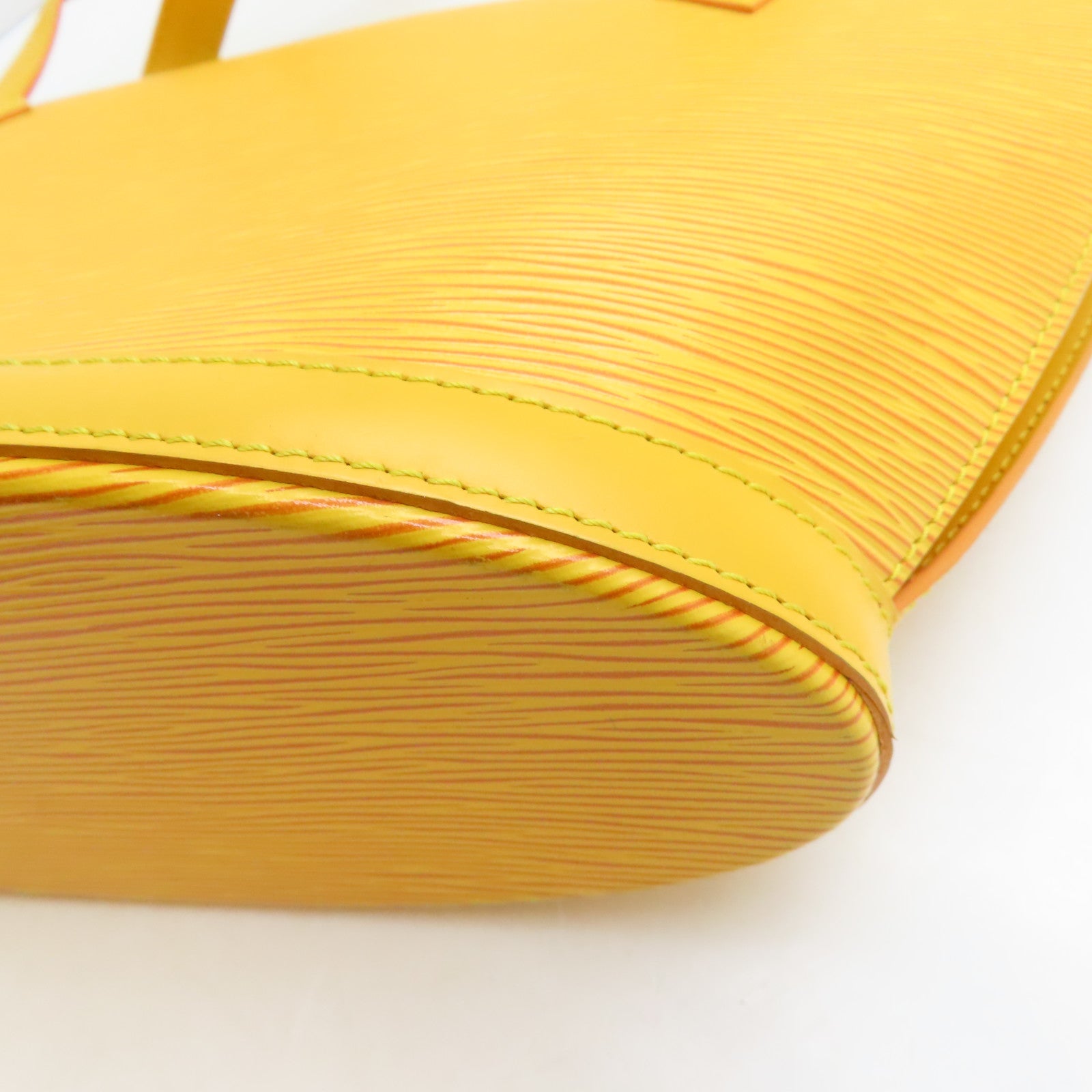 LOUIS VUITTON Epi Saint Jacques金扣肩背袋黃色