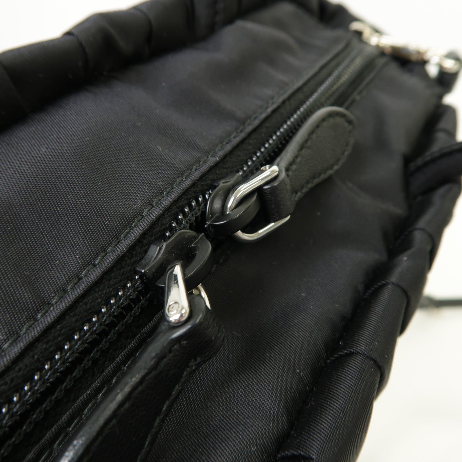 PRADA 尼龍2 Way Shoulder銀扣手挽肩背兩用袋黑色