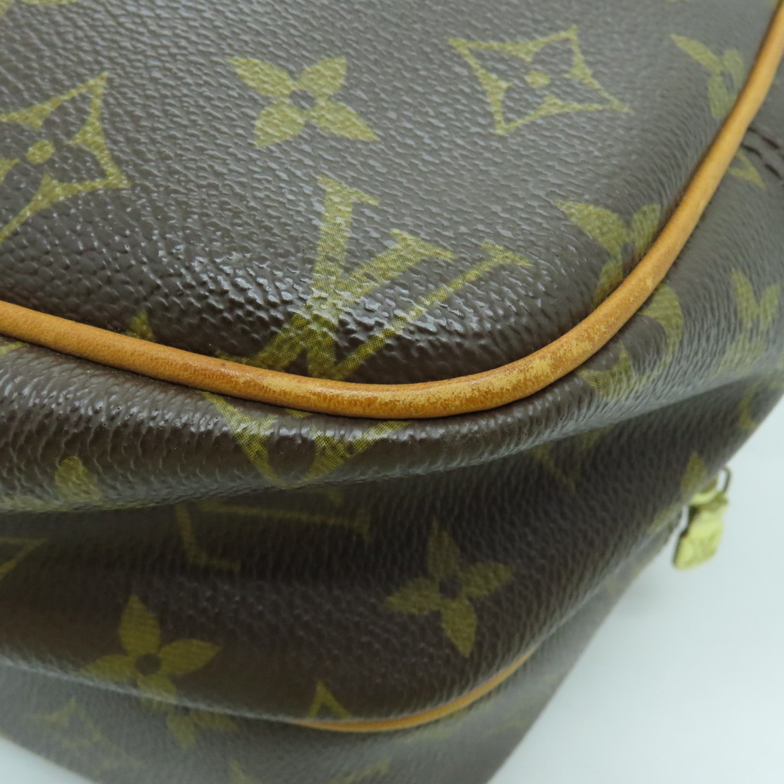 LOUIS VUITTON Monogram Reporter PM Gold Buckle Shoulder Bag Brown