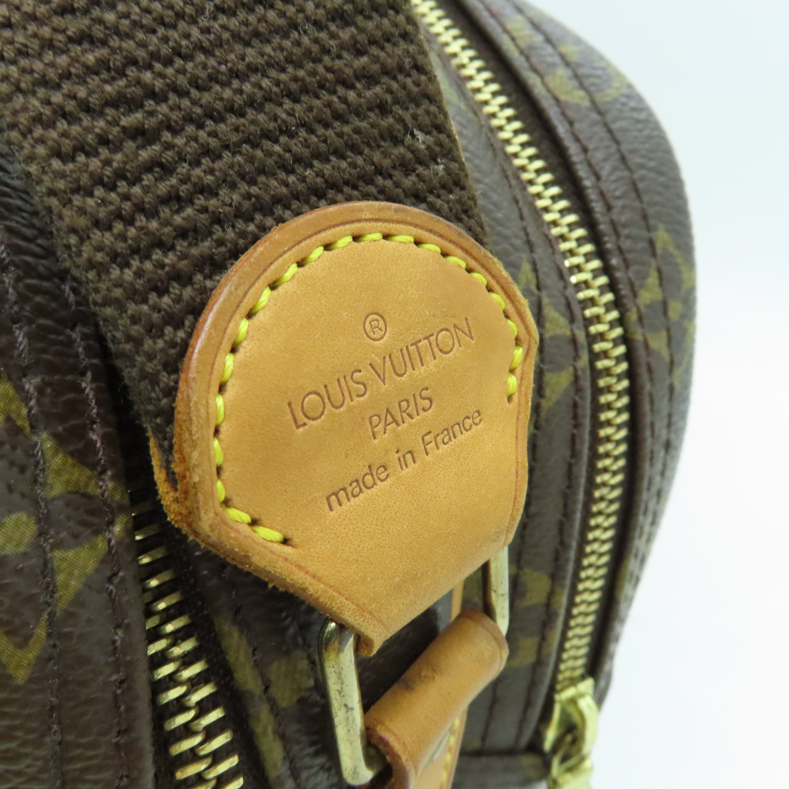 LOUIS VUITTON Monogram Reporter PM Gold Buckle Shoulder Bag Brown