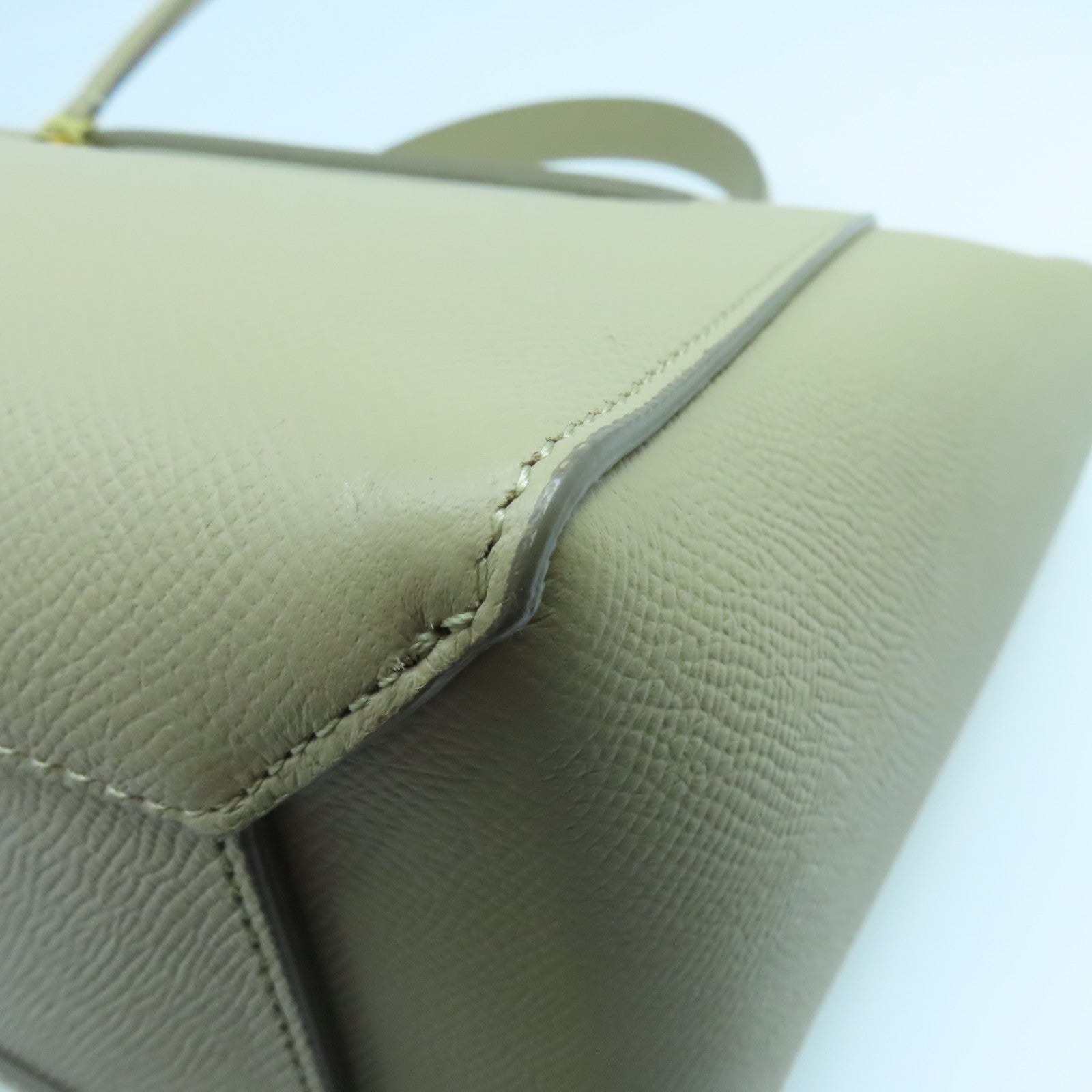 【国内発送】MICRO BELT BAG IN GRAINED CALFSKINセール 関税込】MICRO BELT BAG IN GRAINED CALFSKIN セール