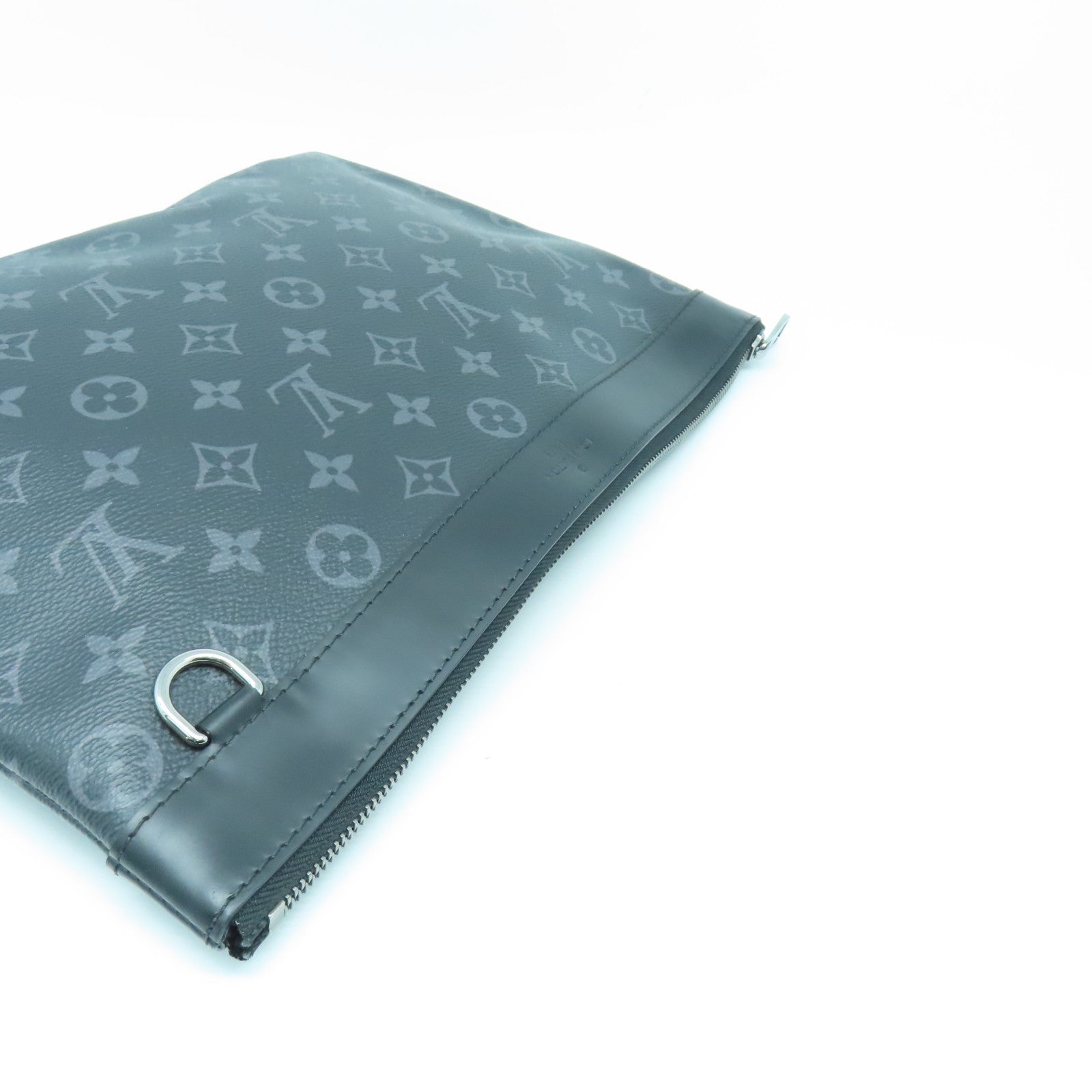 LOUIS VUITTON Monogram Eclipse Discovery Pochette銀扣手拿包黑色
