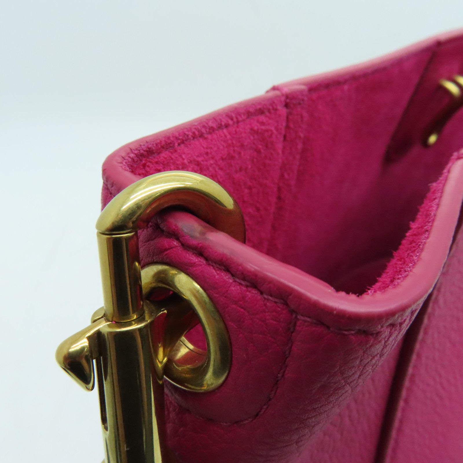 CELINE 牛皮皮革Sangle Bucket Small金扣肩背袋粉紅色