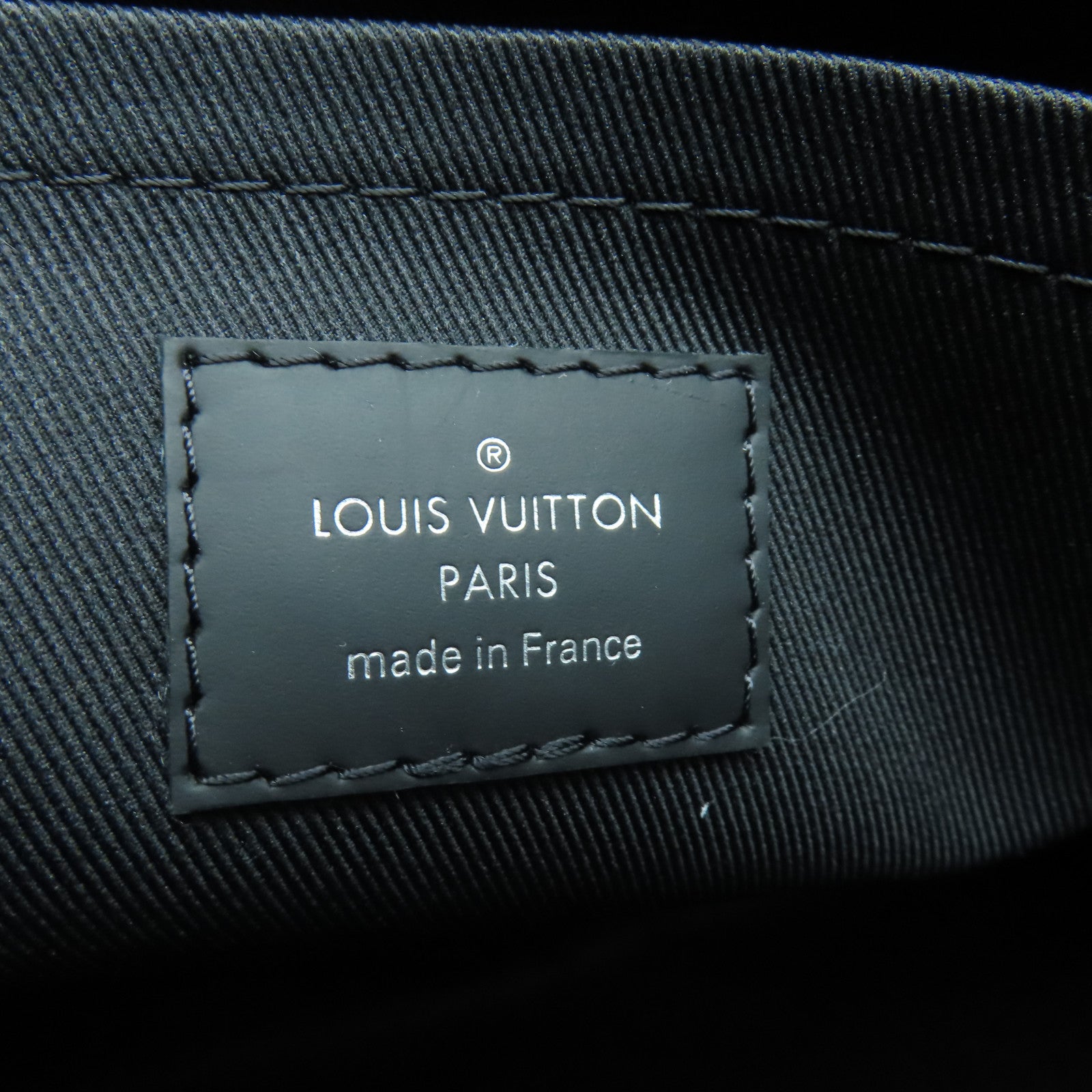 LOUIS VUITTON Monogram Eclipse Discovery Pochette銀扣手拿包黑色