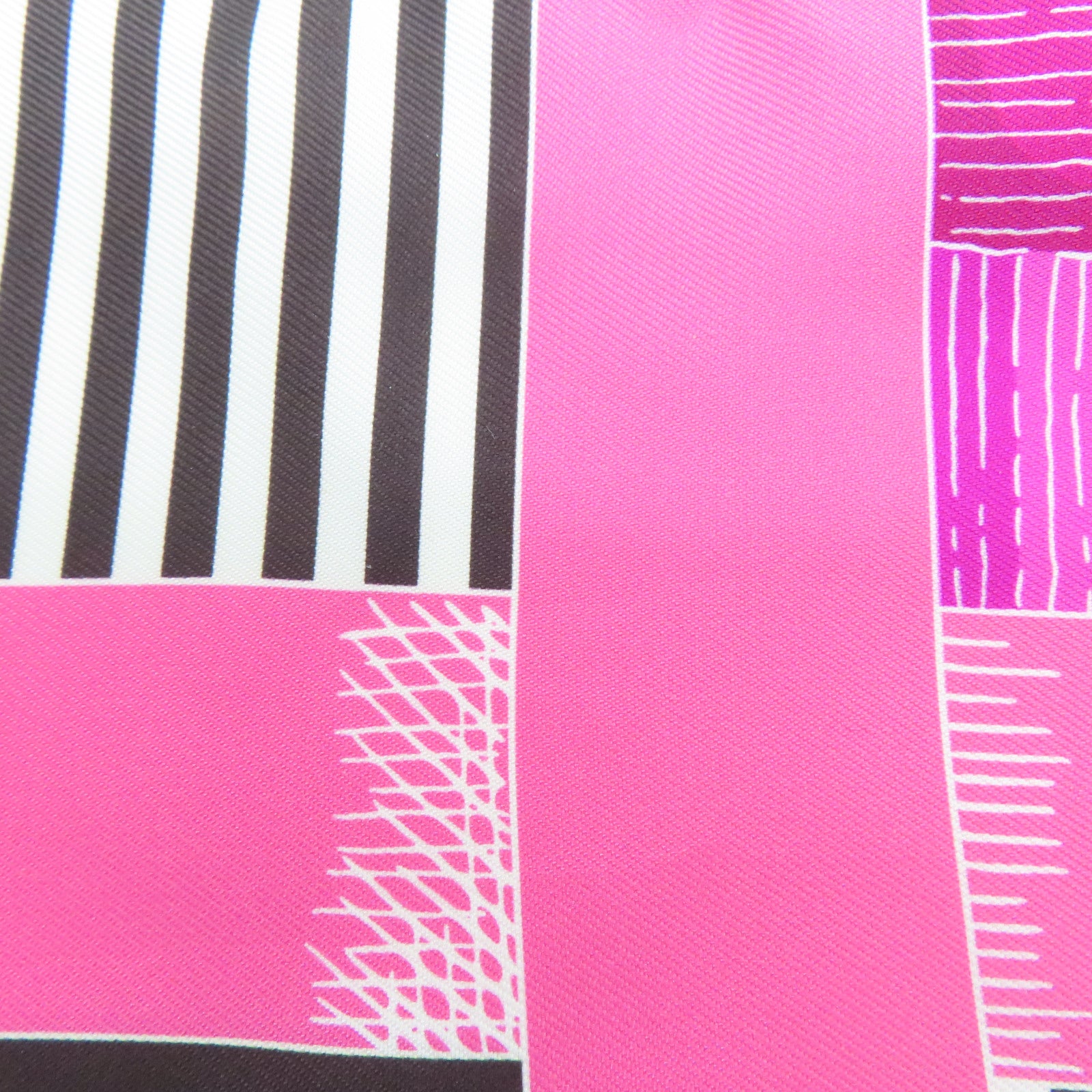 HERMES Silk Maxi Twilly Scarf Pink/Multicolor